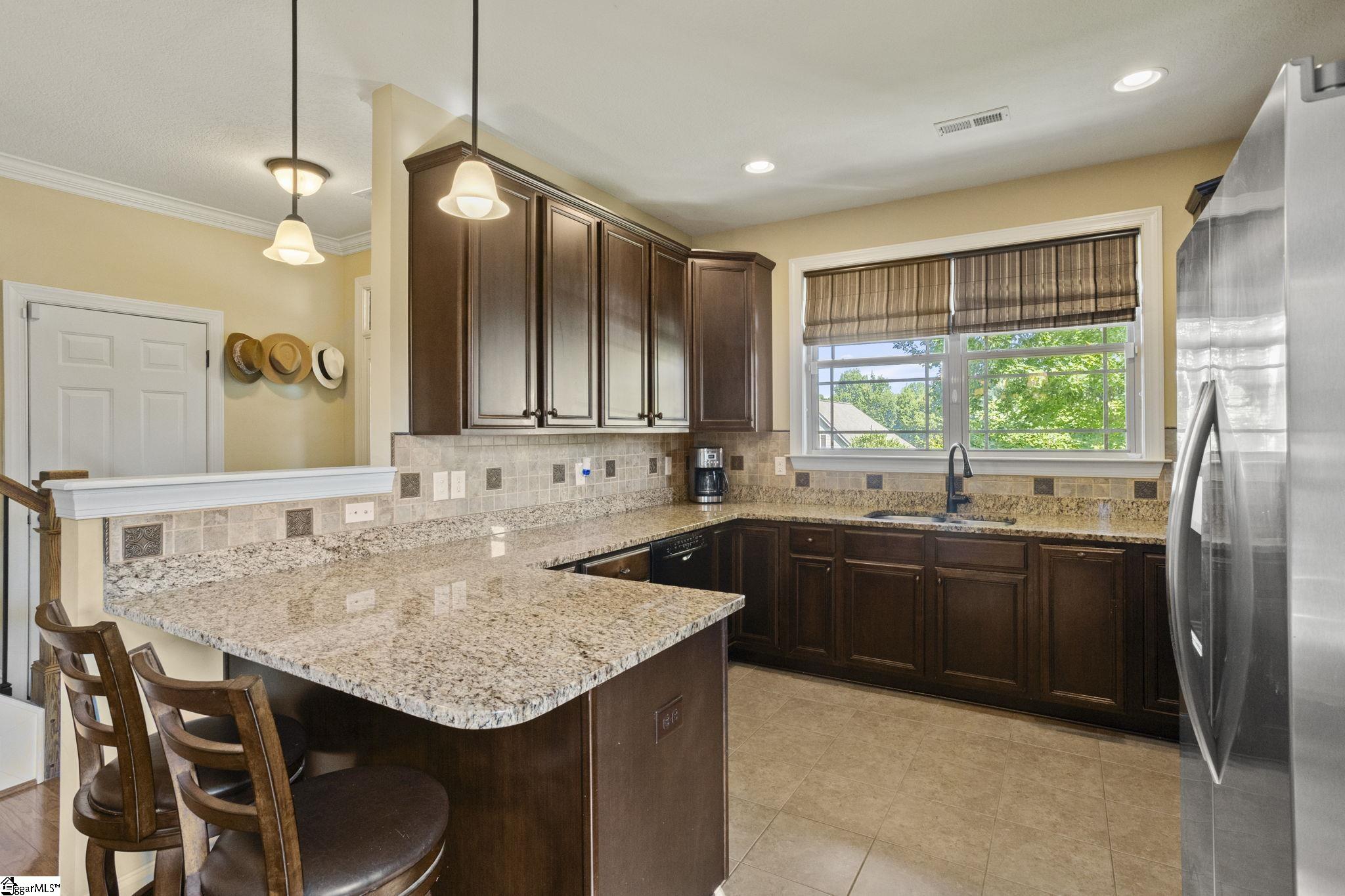 44 Crimson Glory Way Property Photo 6
