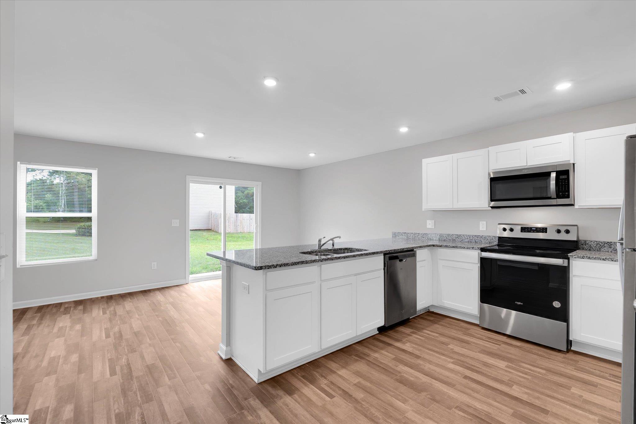 544 Bella Casa Run Property Photo 3