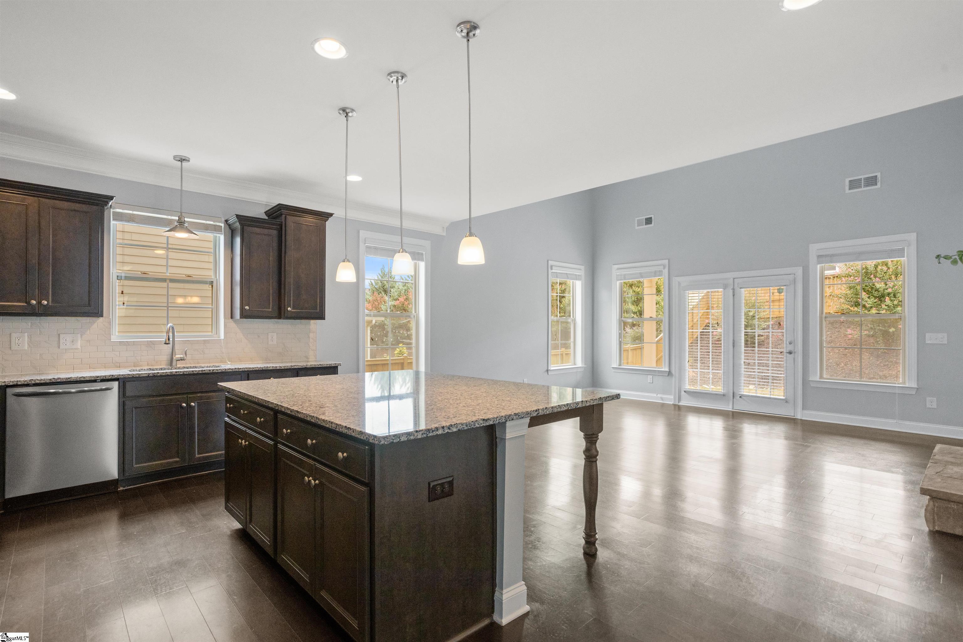 15 Belterra Drive Property Photo 10
