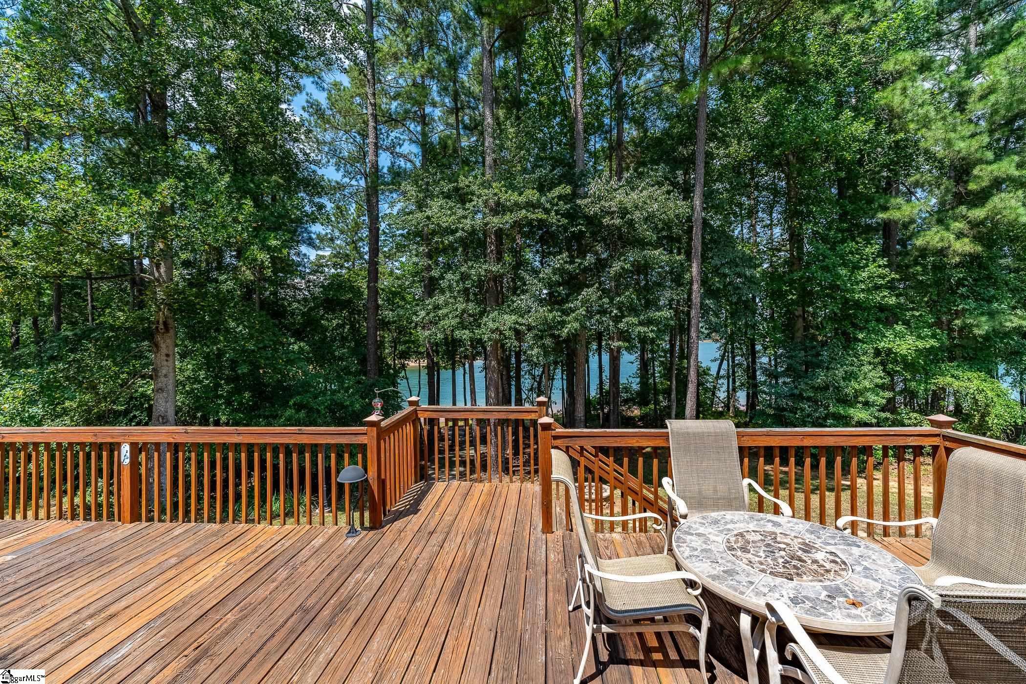246 Bay Ridge Drive Property Photo 12