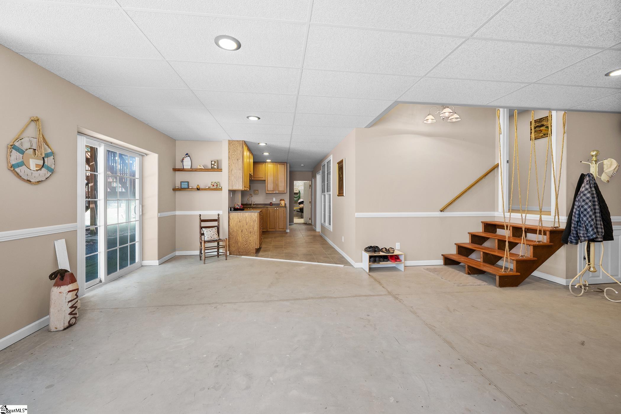 246 Bay Ridge Drive Property Photo 32