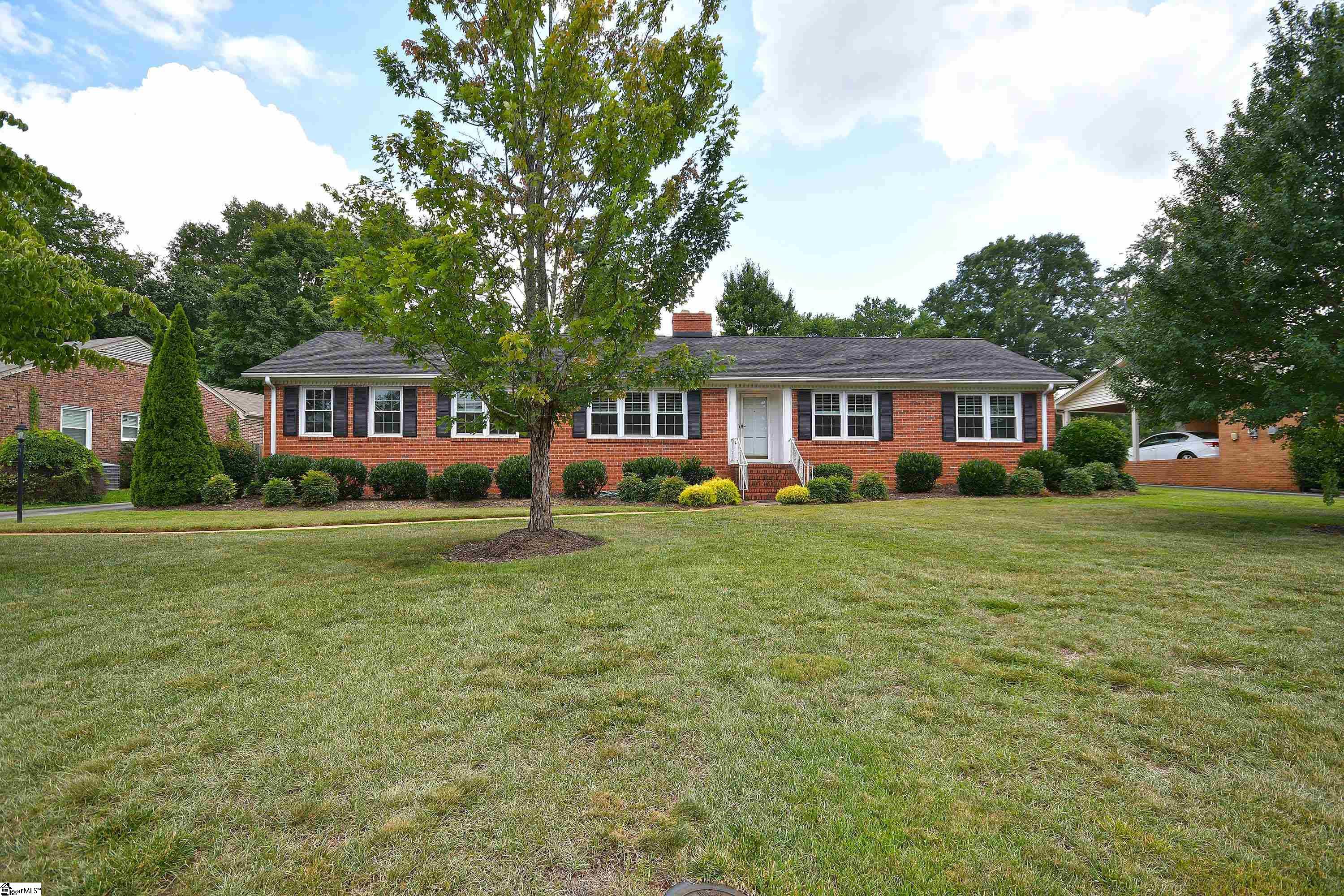 19 Spring Forest Road Property Photo 1