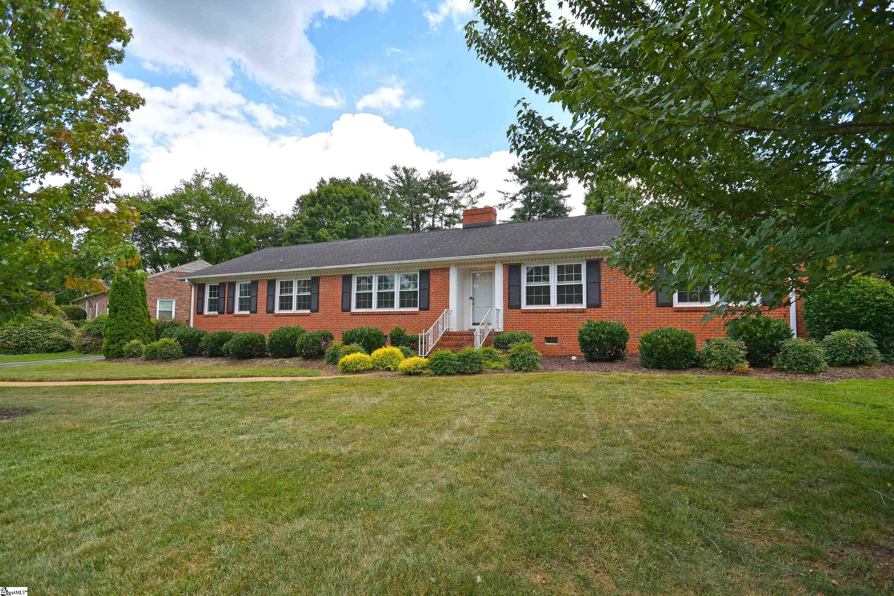 19 Spring Forest Road Property Photo 2