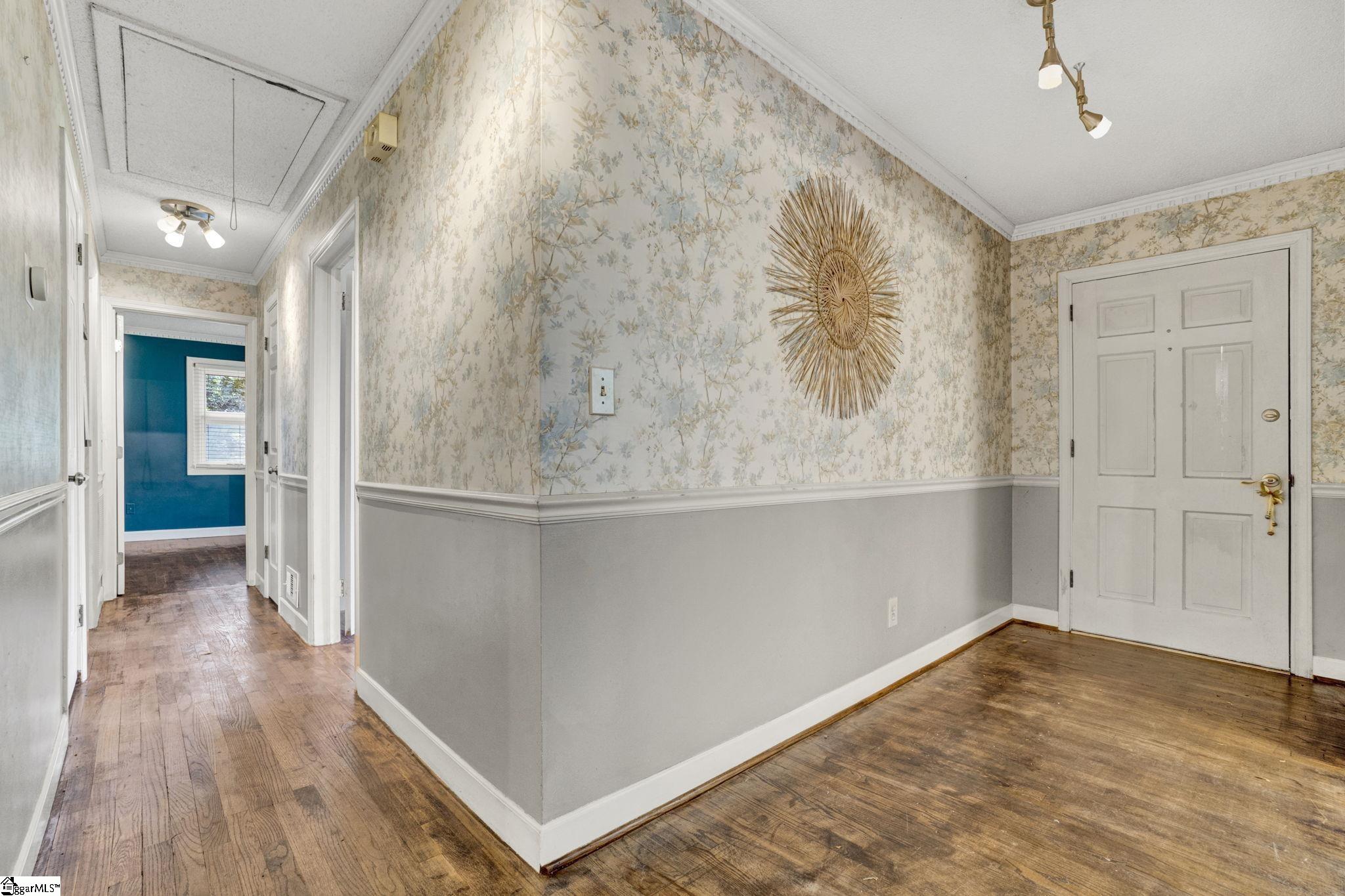 7 River Oaks Drive Property Photo 4