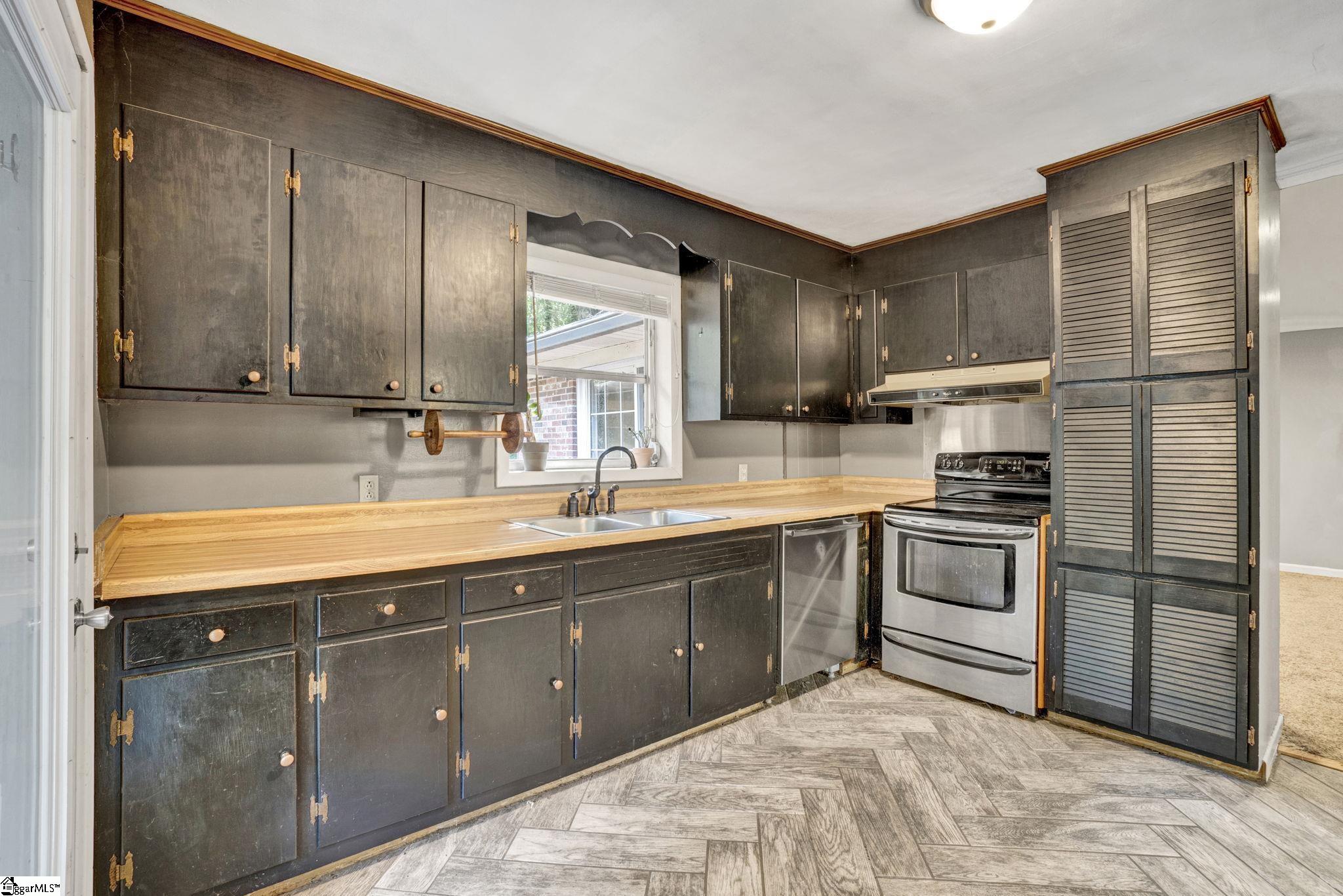 7 River Oaks Drive Property Photo 12