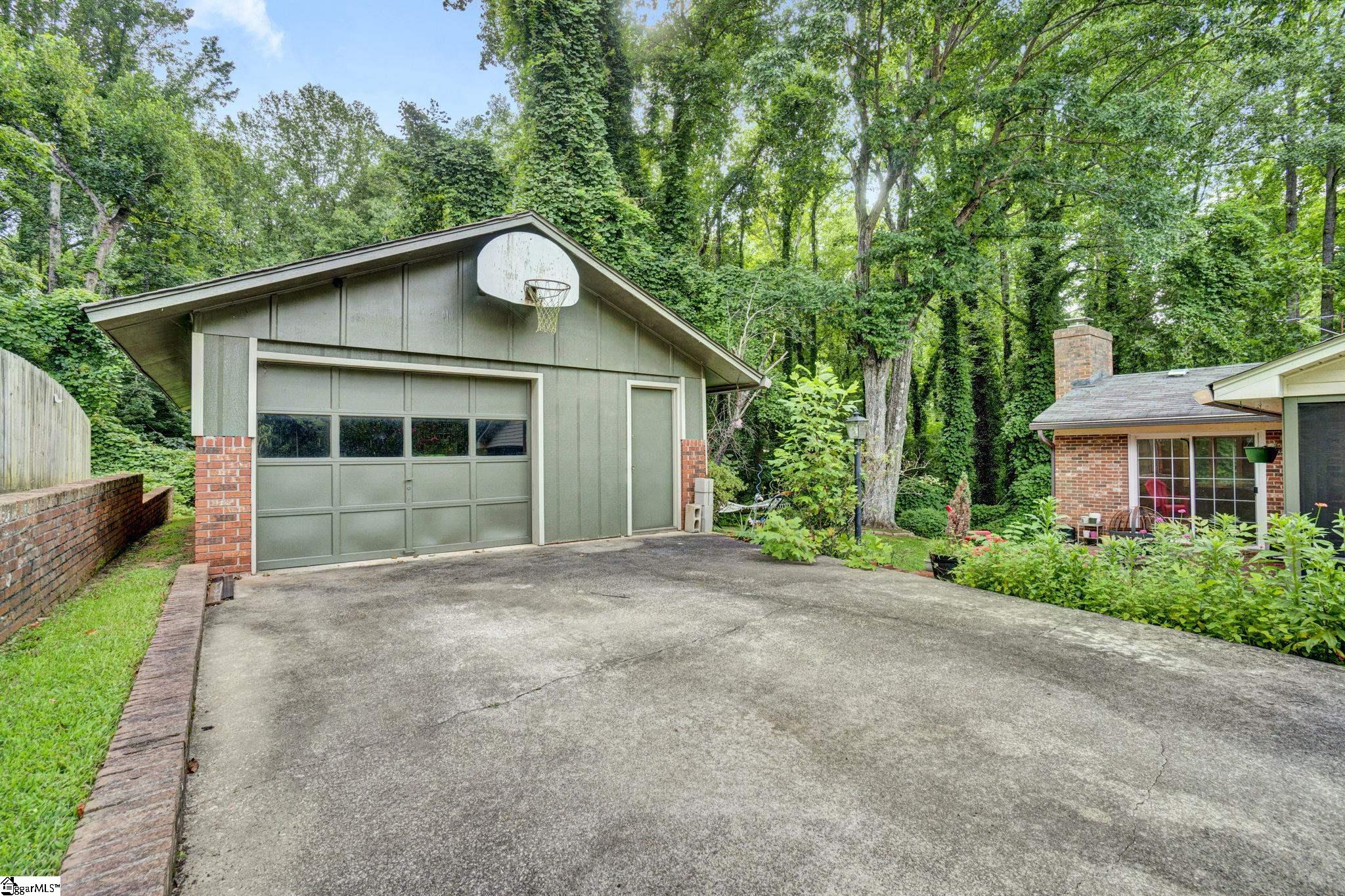 7 River Oaks Drive Property Photo 41