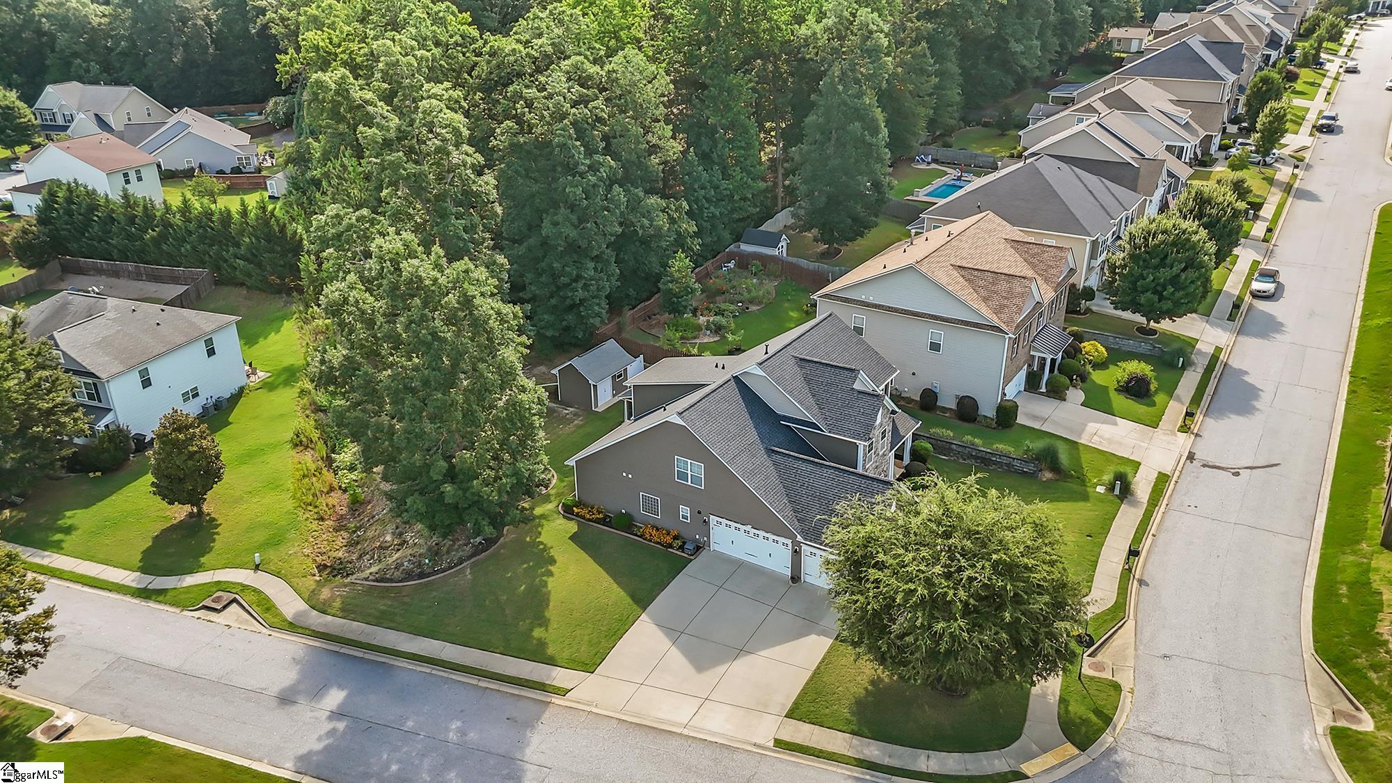 416 Leigh Creek Drive Property Photo 42