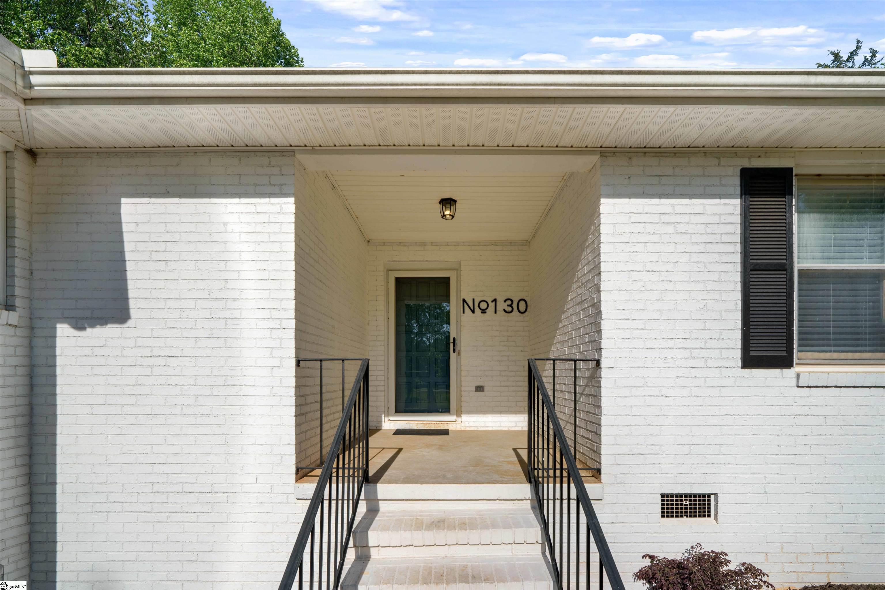 130 Daniel Drive Property Photo 2
