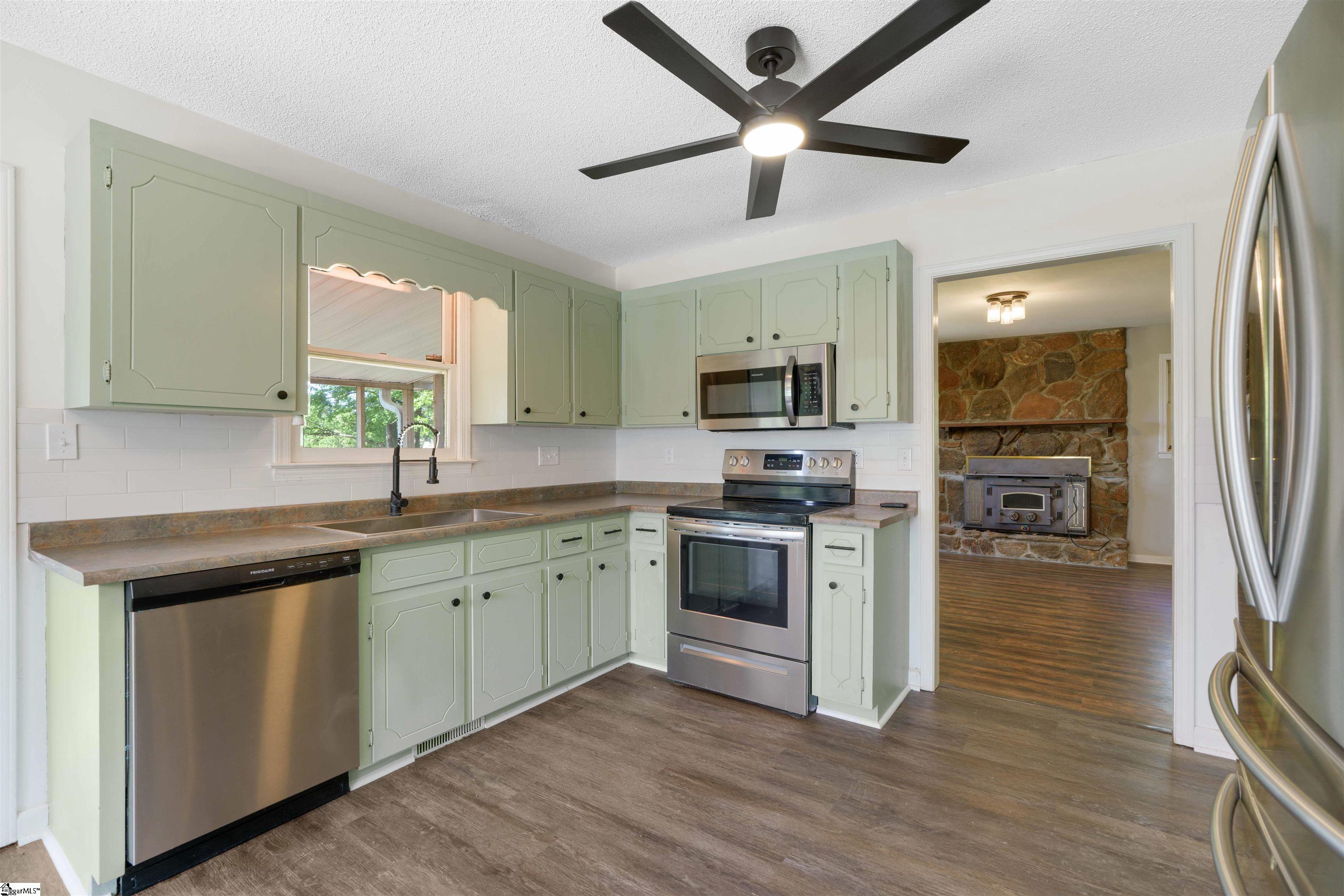130 Daniel Drive Property Photo 14