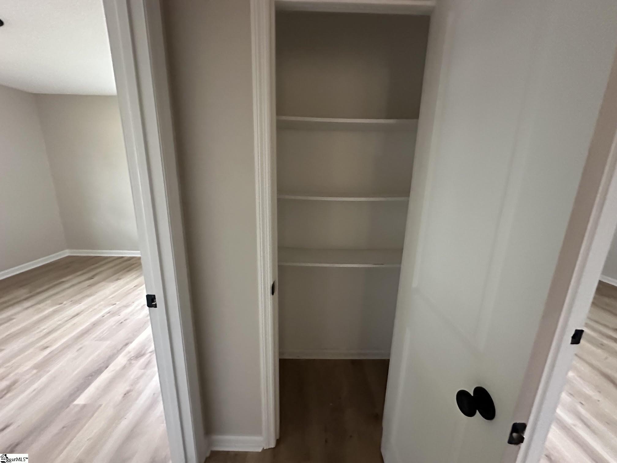 220 River Forest Drive Property Photo 15