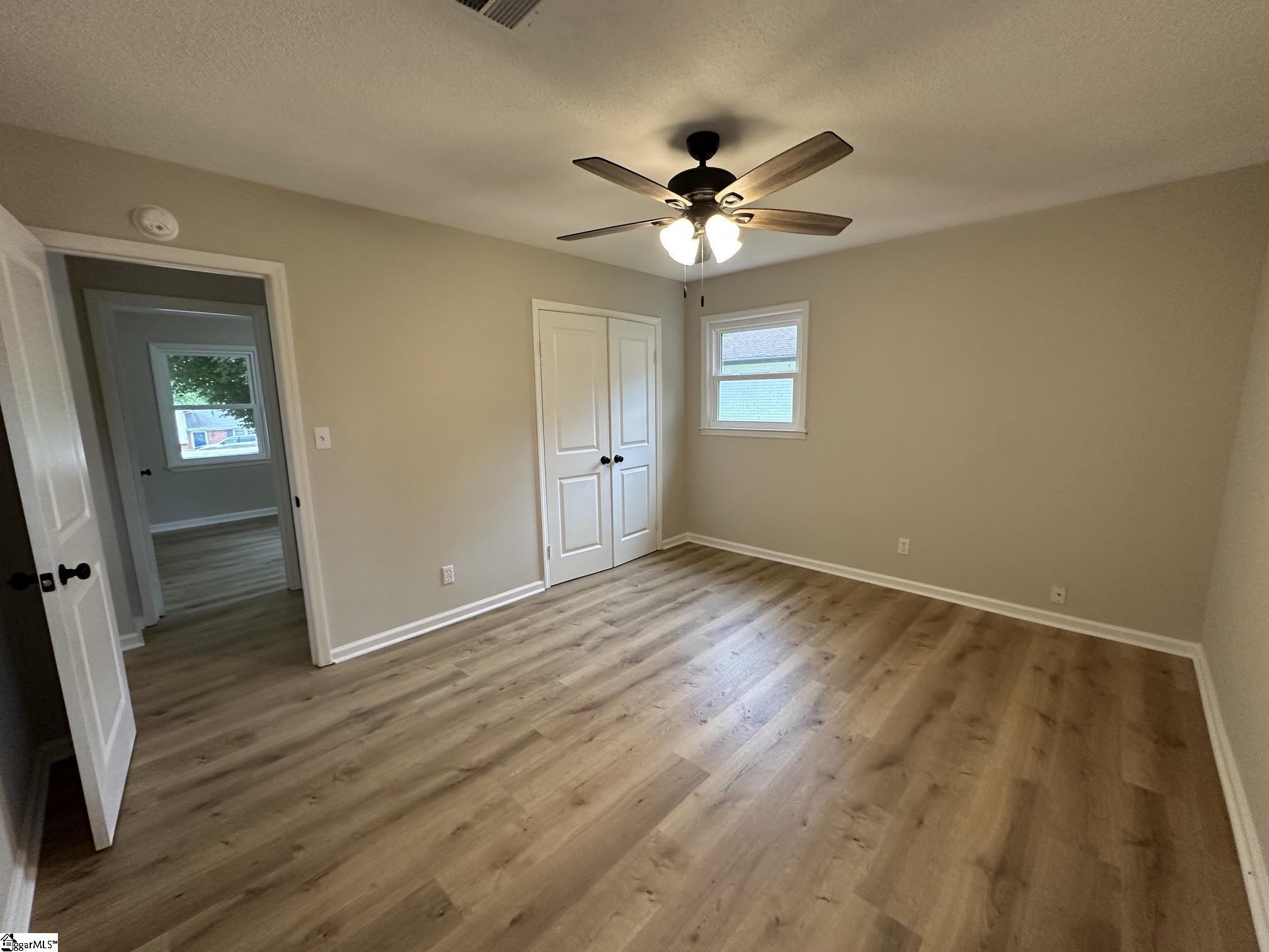 220 River Forest Drive Property Photo 17
