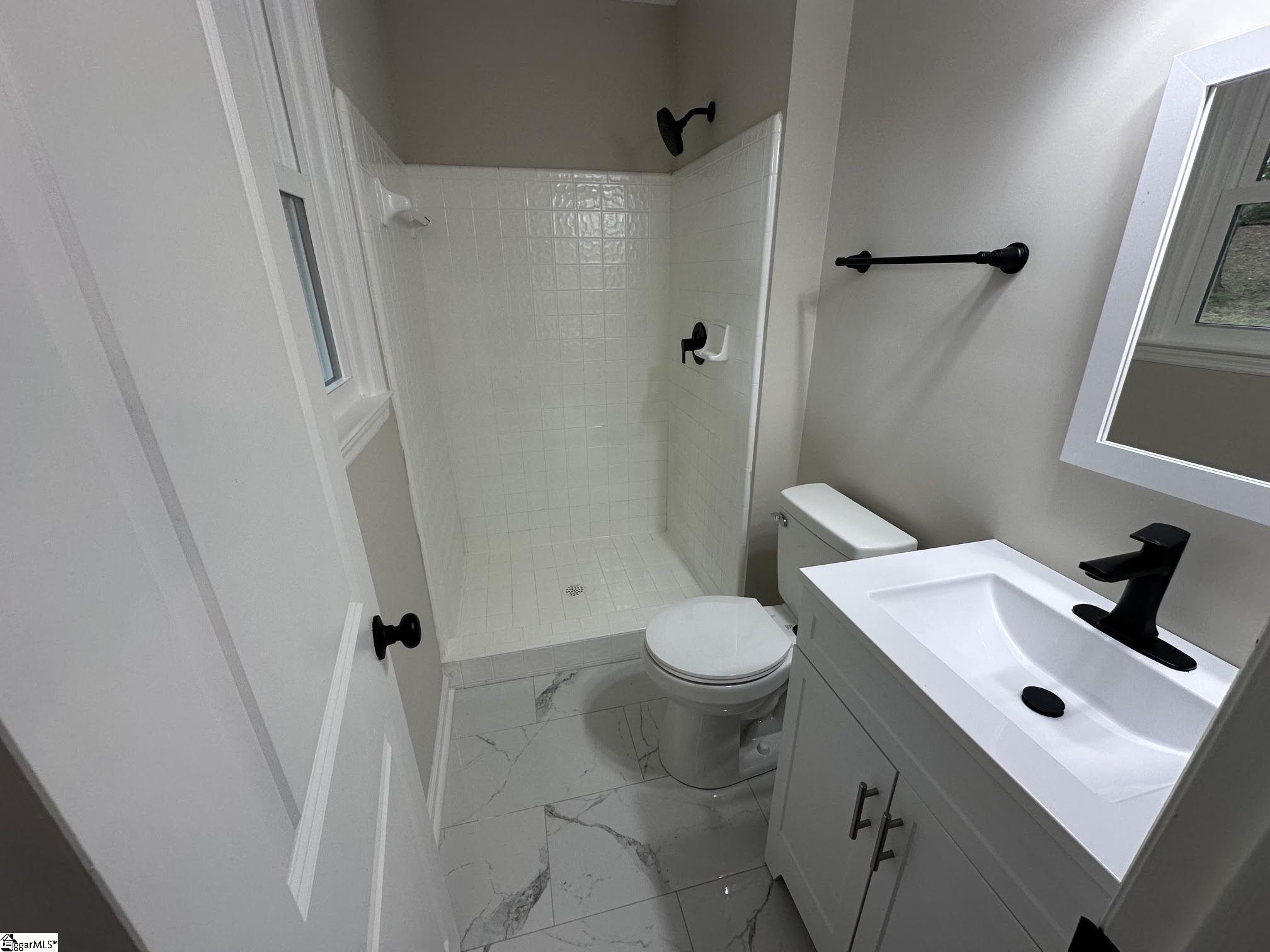 220 River Forest Drive Property Photo 19