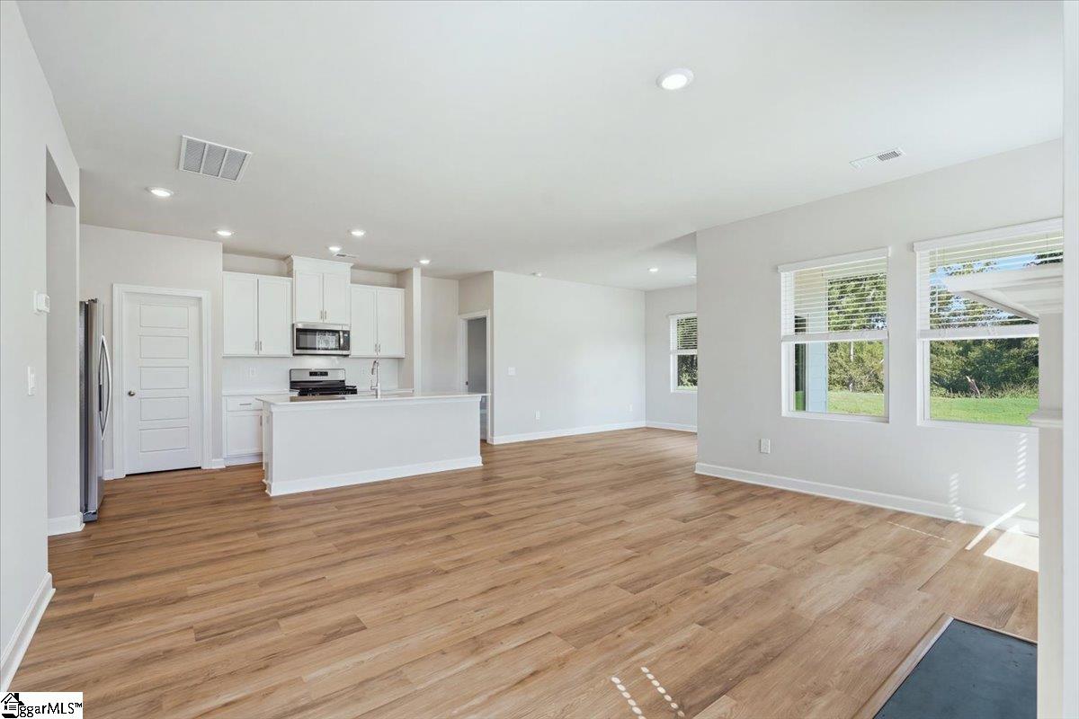 1025 Southwell Drive Property Photo 13