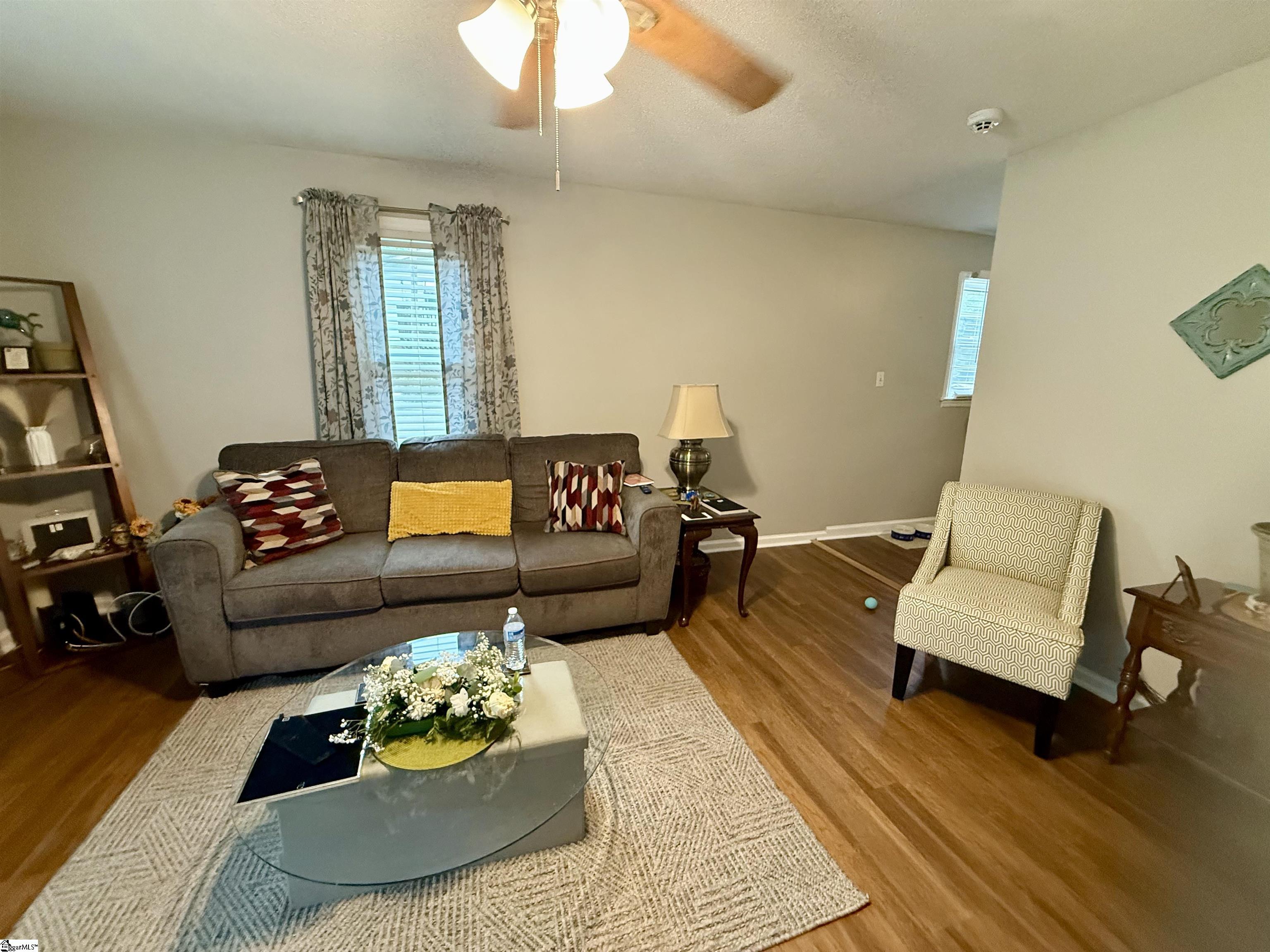 359 Woodview Avenue Property Photo 3