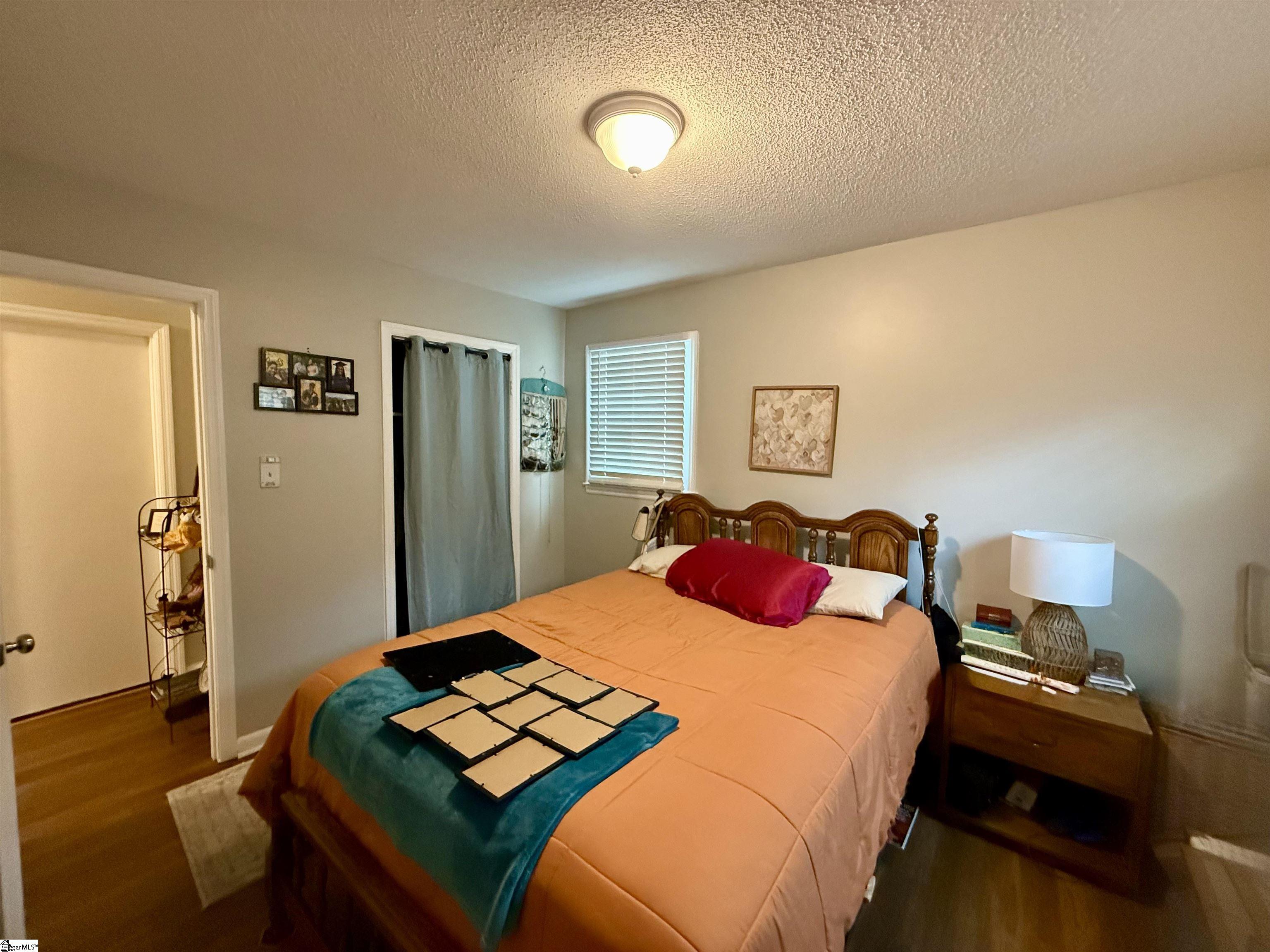 359 Woodview Avenue Property Photo 7