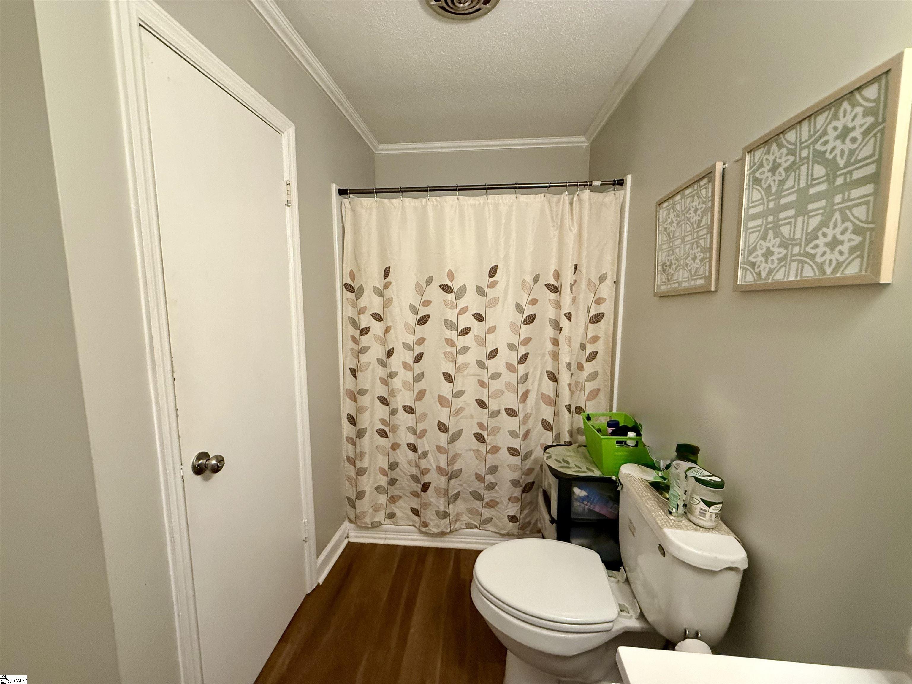 359 Woodview Avenue Property Photo 10