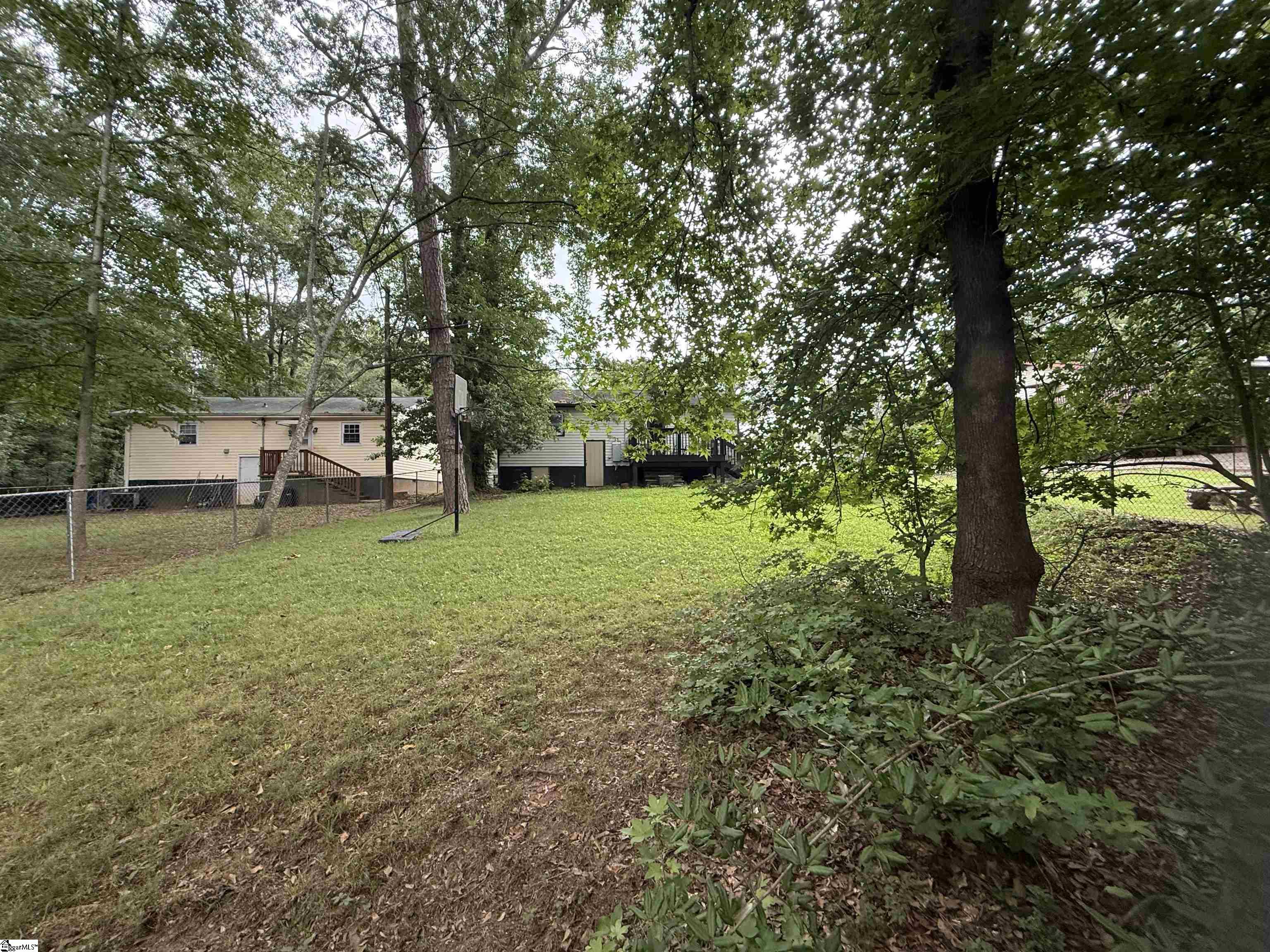 359 Woodview Avenue Property Photo 14