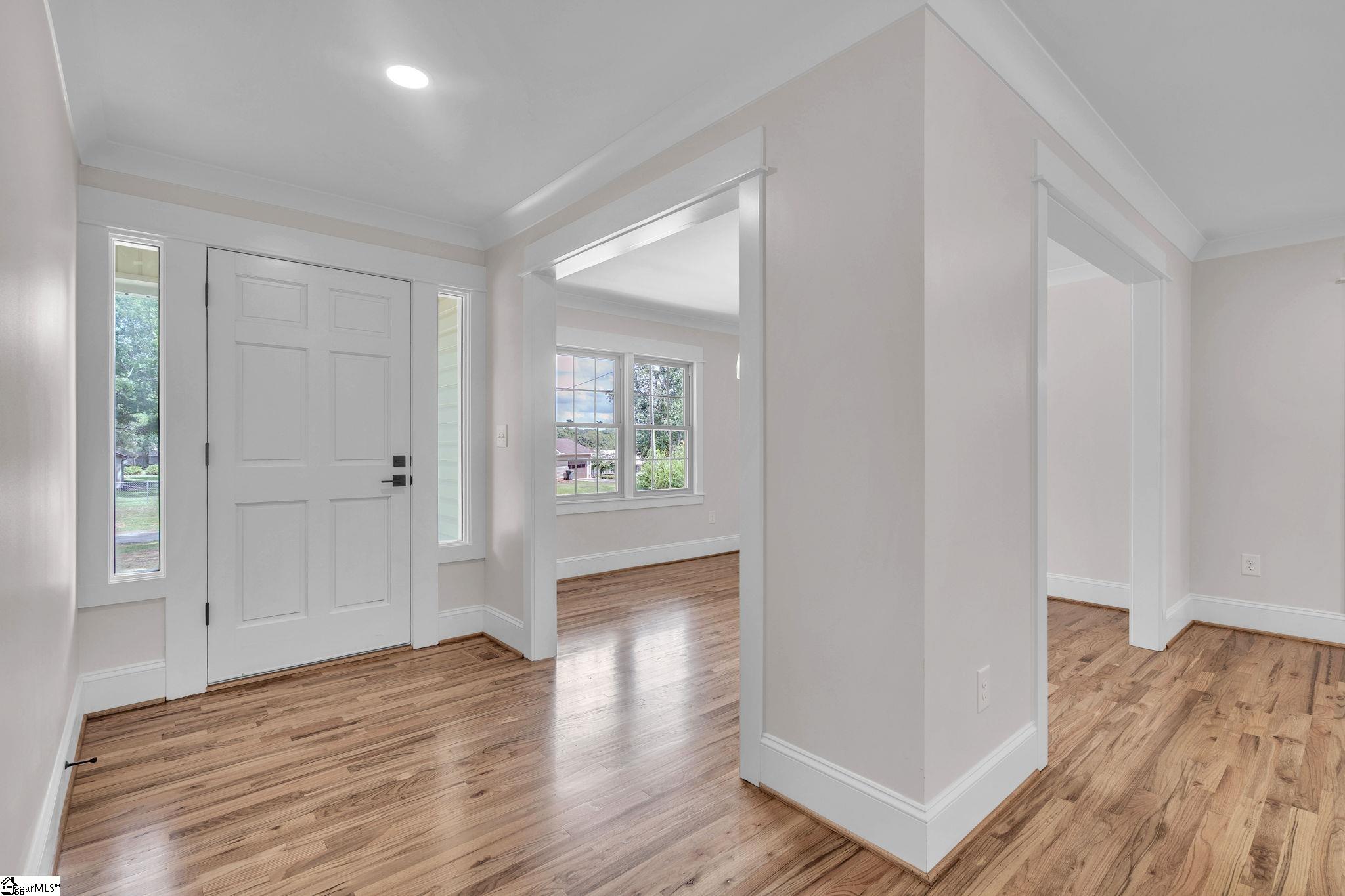 212 Galerie Drive Property Photo 7