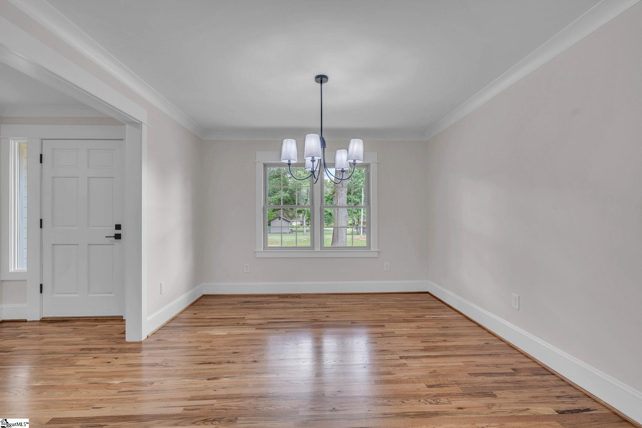 212 Galerie Drive Property Photo 8