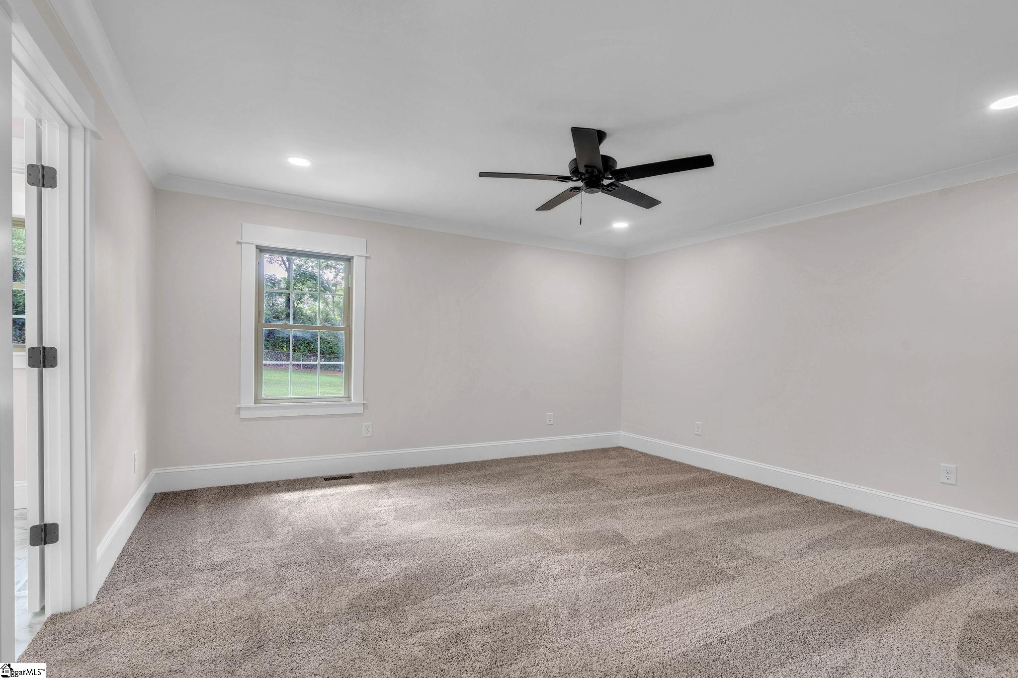 212 Galerie Drive Property Photo 10