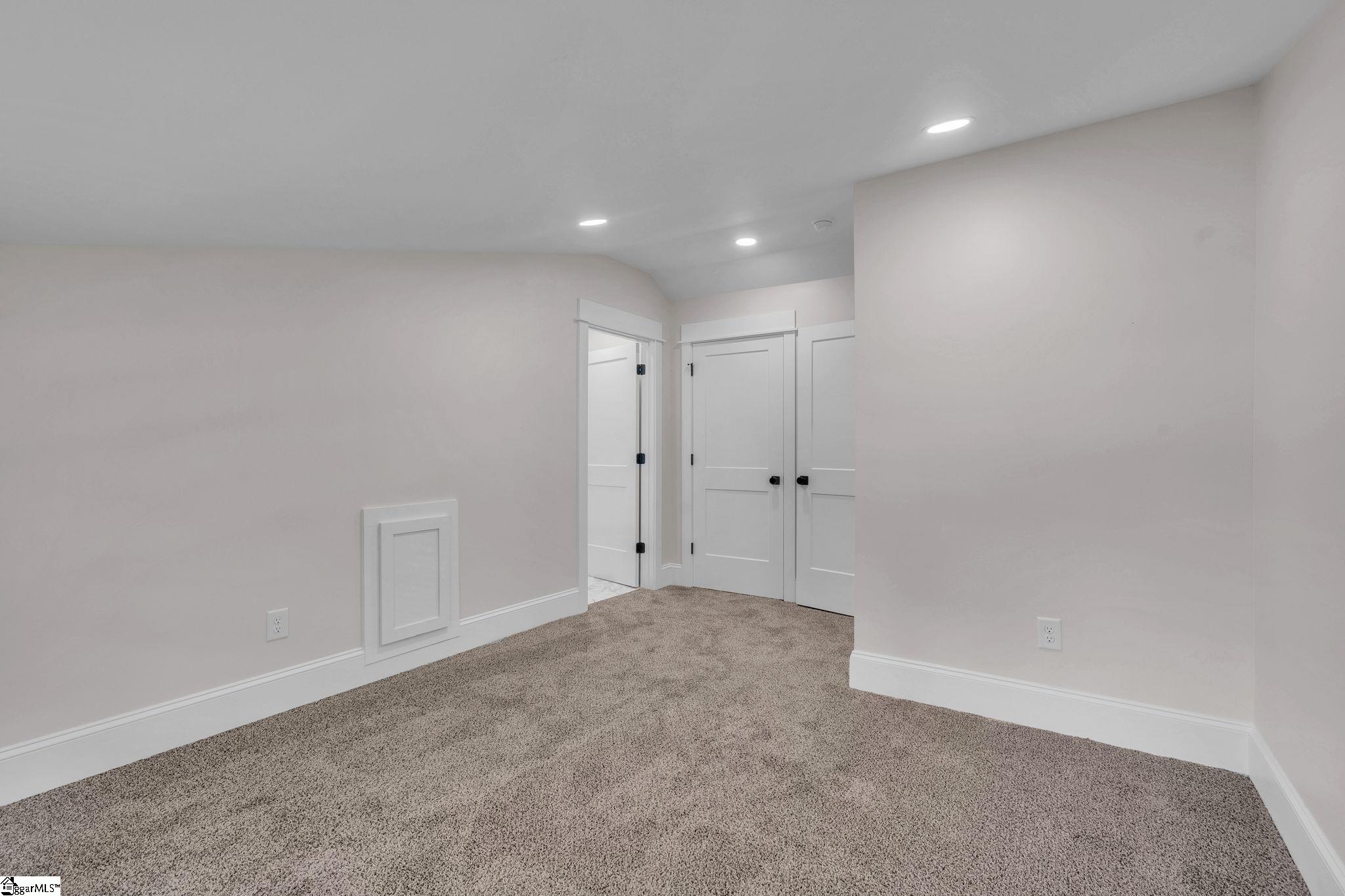 212 Galerie Drive Property Photo 18