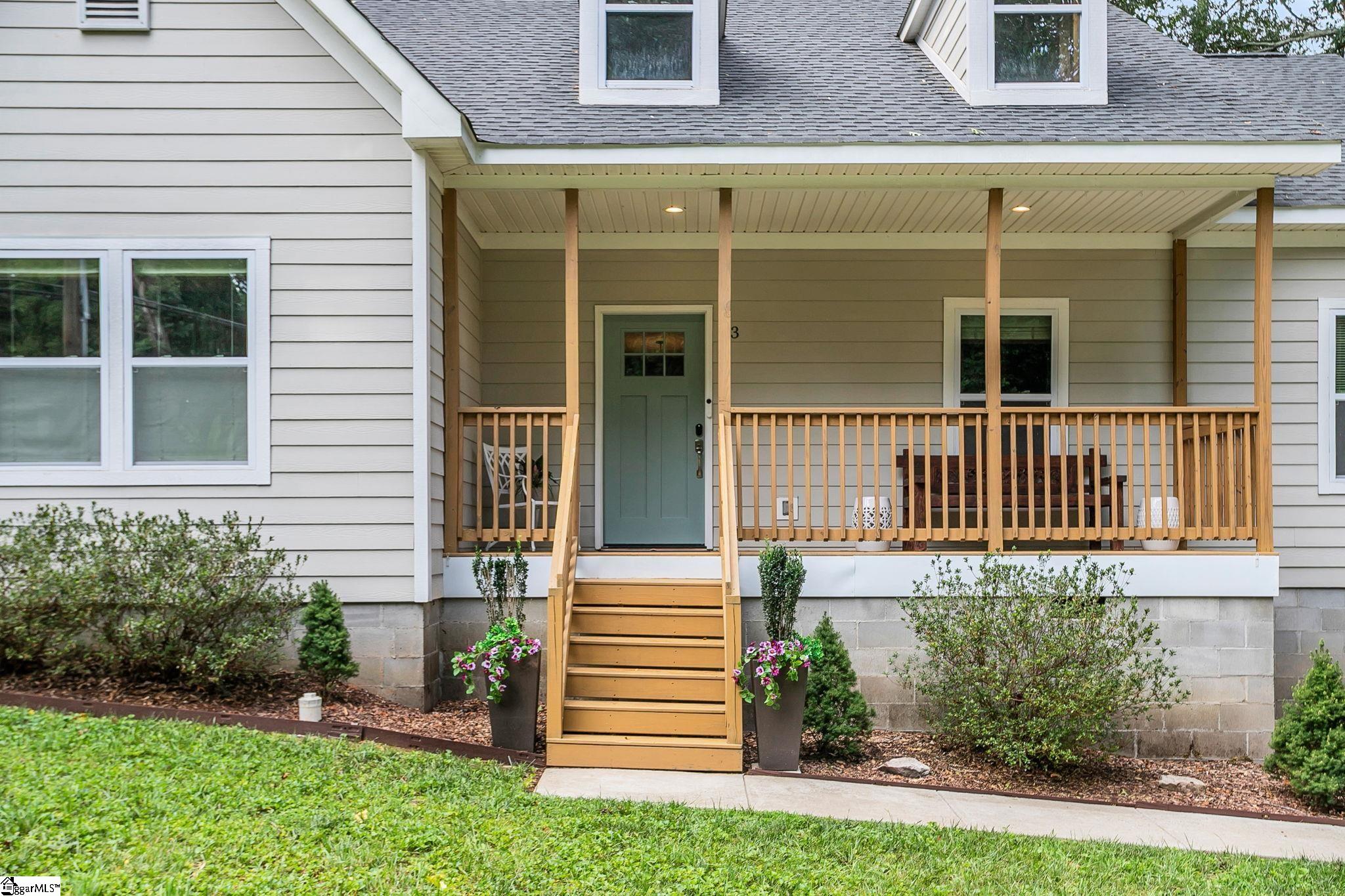 13 Pasadena Avenue Property Photo 3