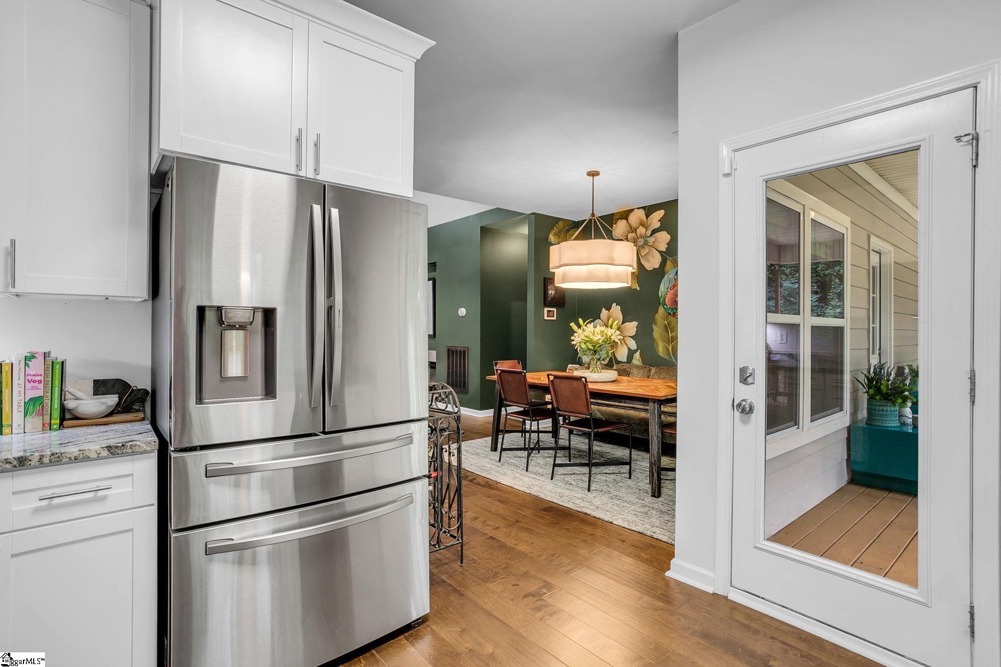 13 Pasadena Avenue Property Photo 14