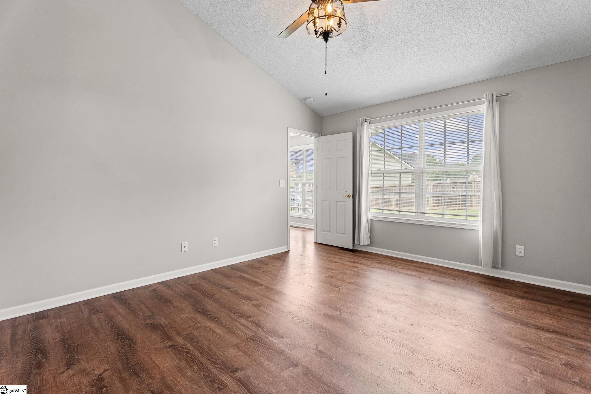500 Lake Lennox Drive Property Photo 16