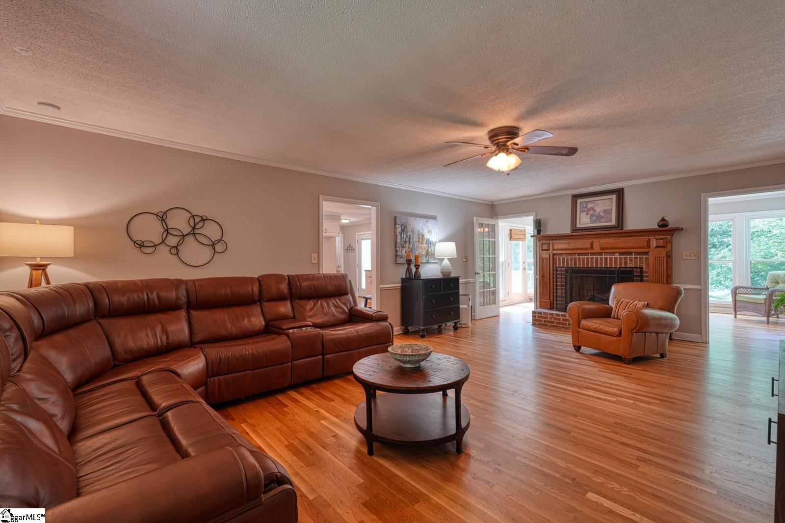 102 Hickory Hollow Drive Property Photo 12