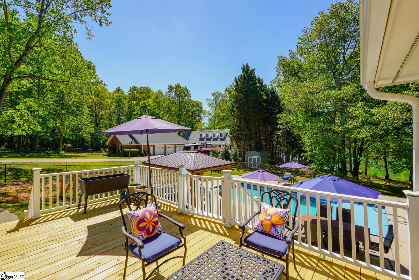 102 Hickory Hollow Drive Property Photo 32