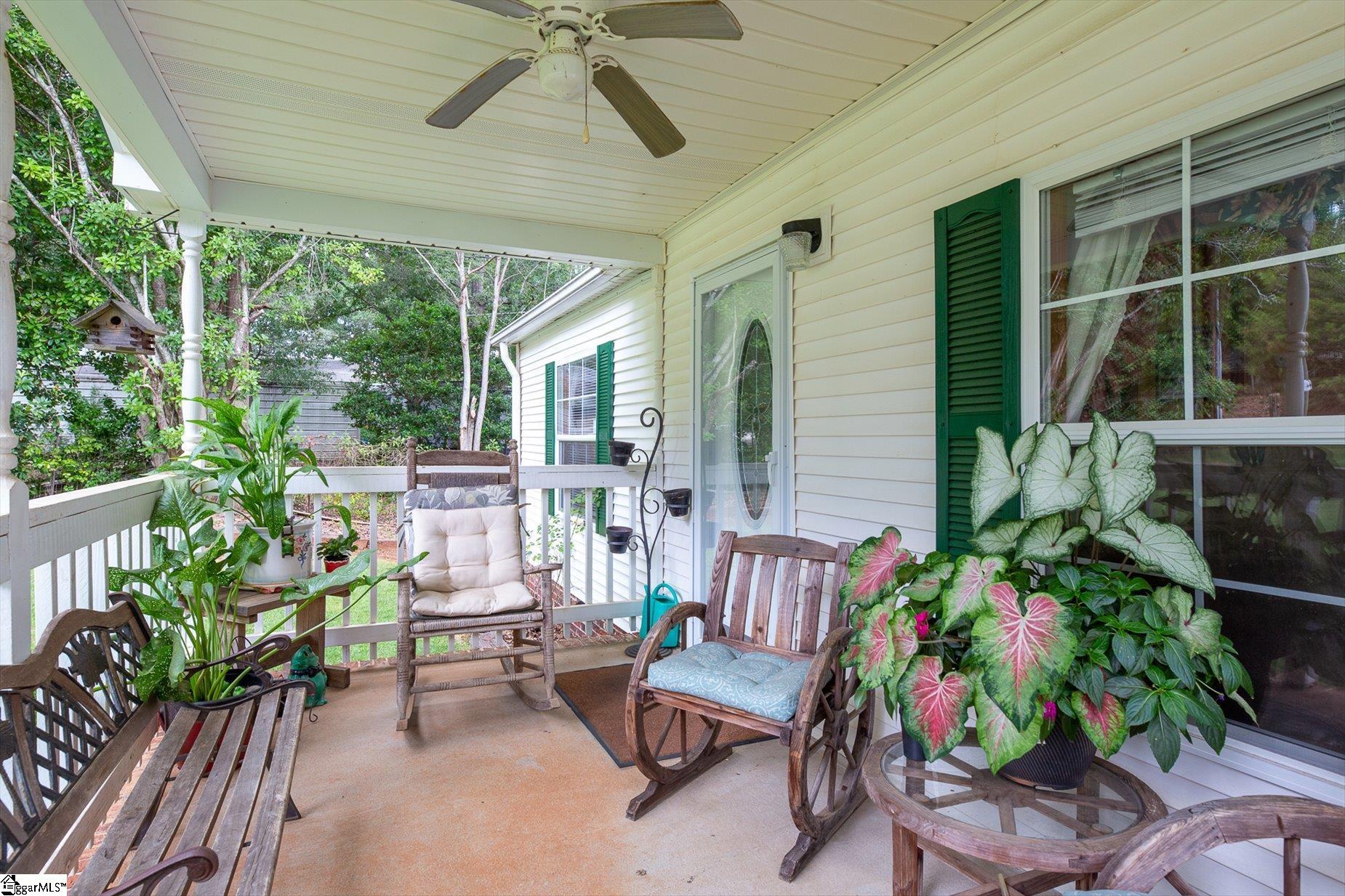 208 Brentwood Circle Property Photo 5