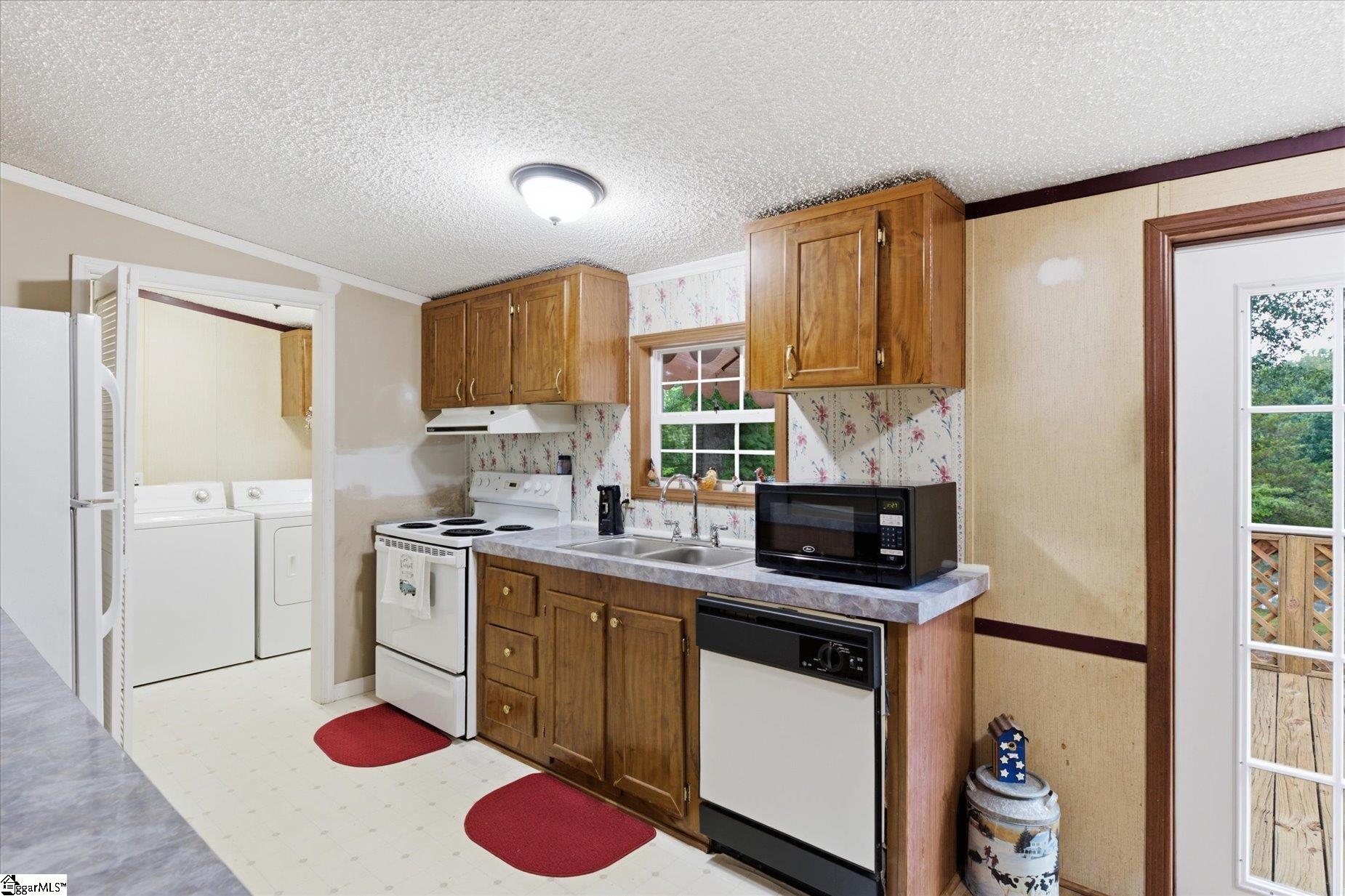 208 Brentwood Circle Property Photo 11