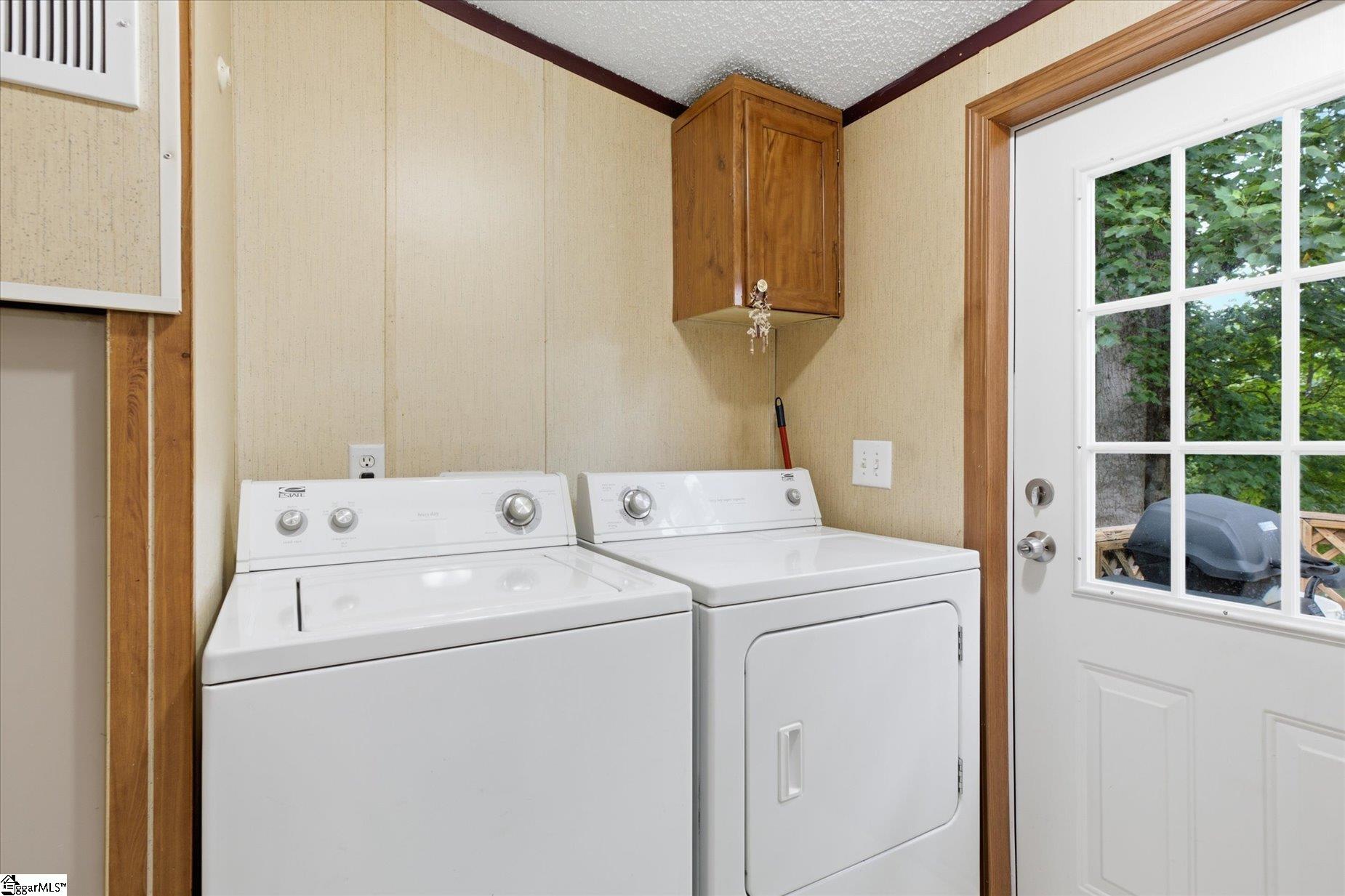 208 Brentwood Circle Property Photo 13