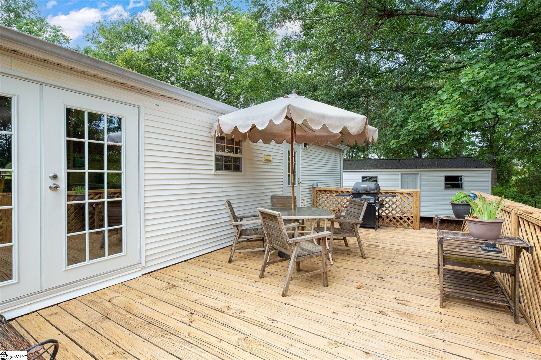 208 Brentwood Circle Property Photo 23