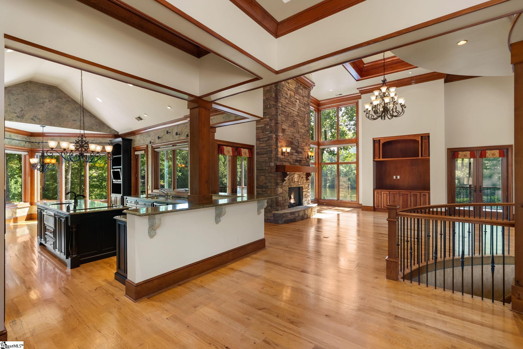 505 Woodlake Way Property Photo 8