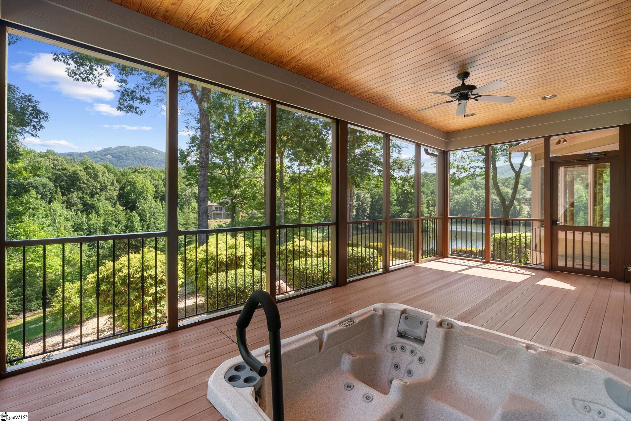 505 Woodlake Way Property Photo 16