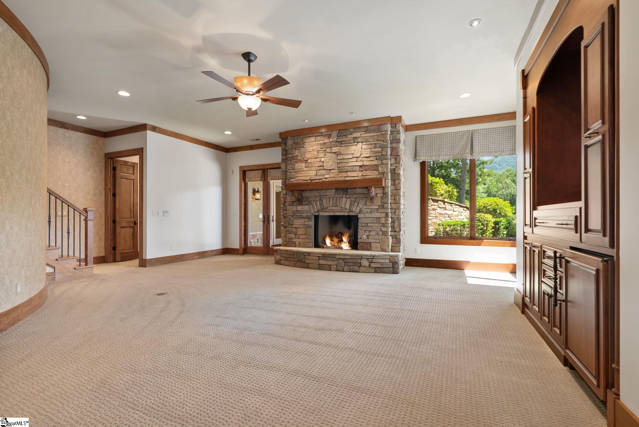 505 Woodlake Way Property Photo 27
