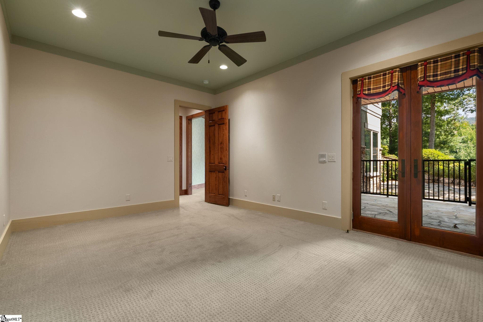 505 Woodlake Way Property Photo 28