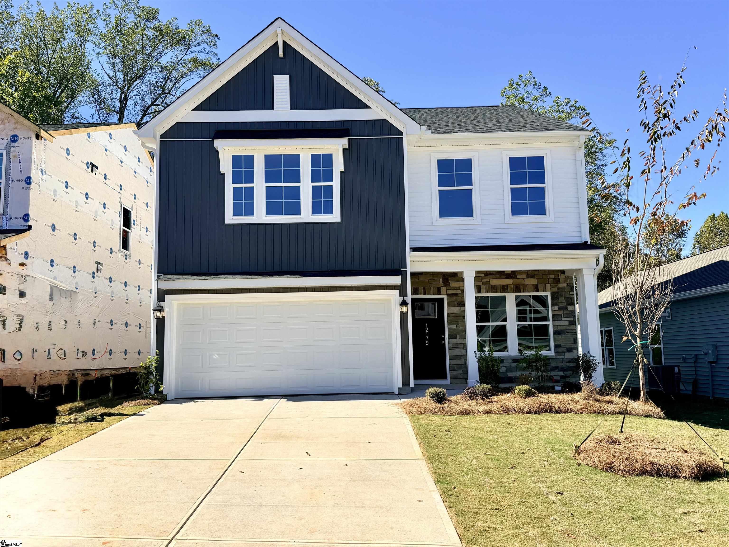 12179 Lansbury Drive Property Photo 1
