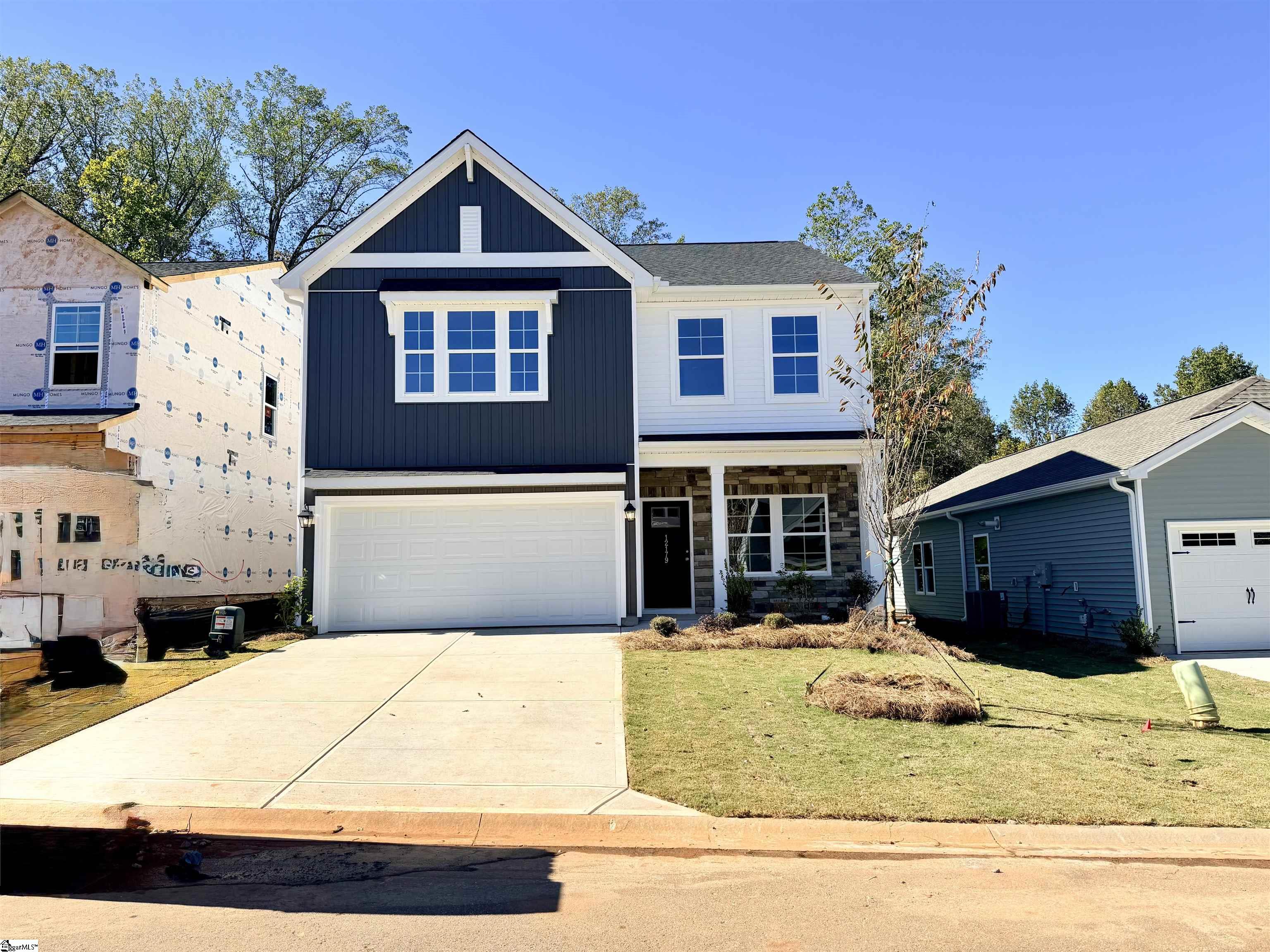 12179 Lansbury Drive Property Photo 6