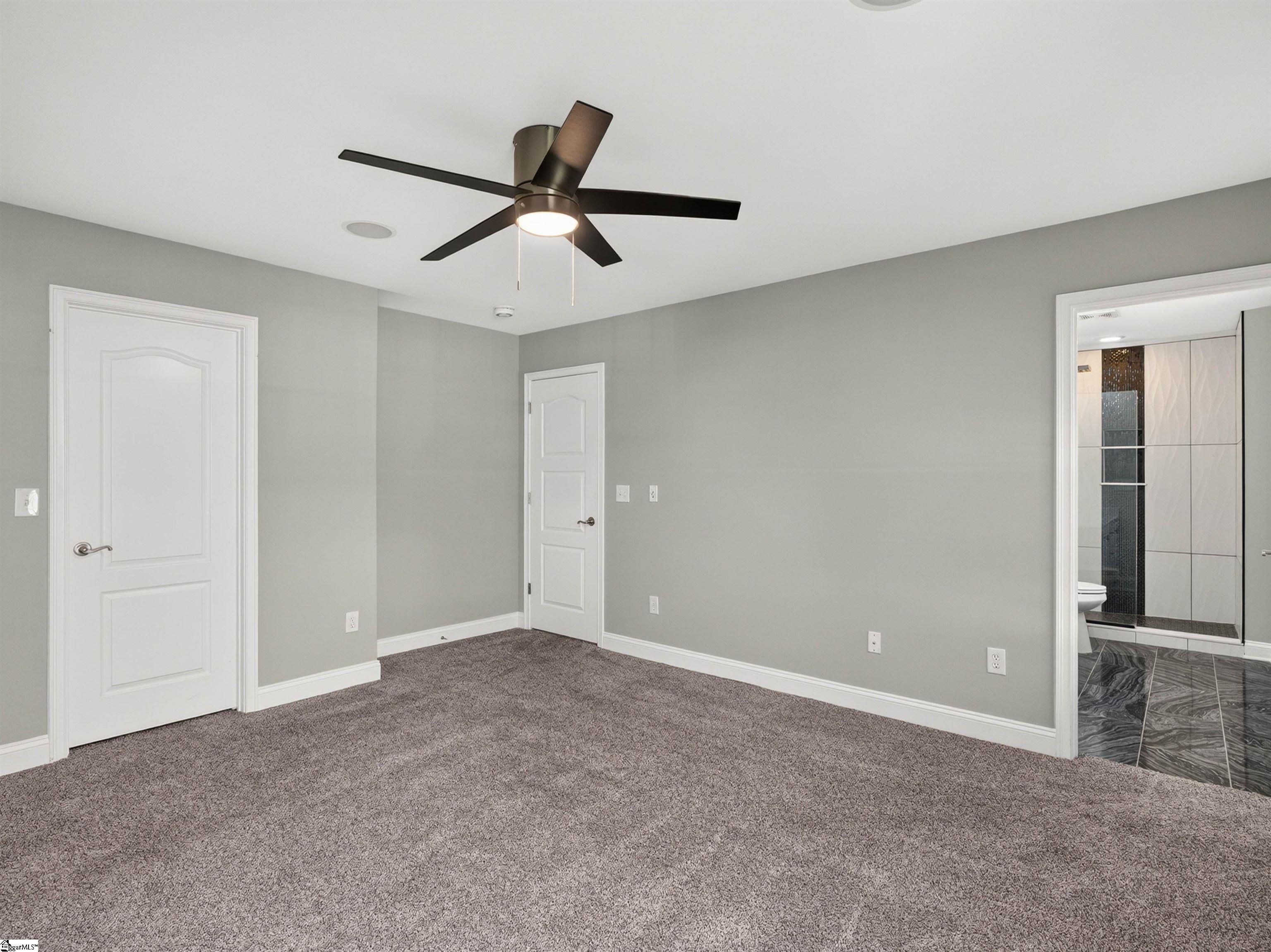 107 Gladstone Way Property Photo 40