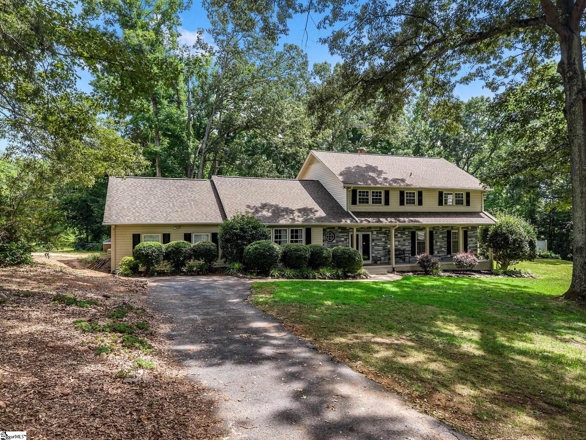 174 Green Lake Road Property Photo 1