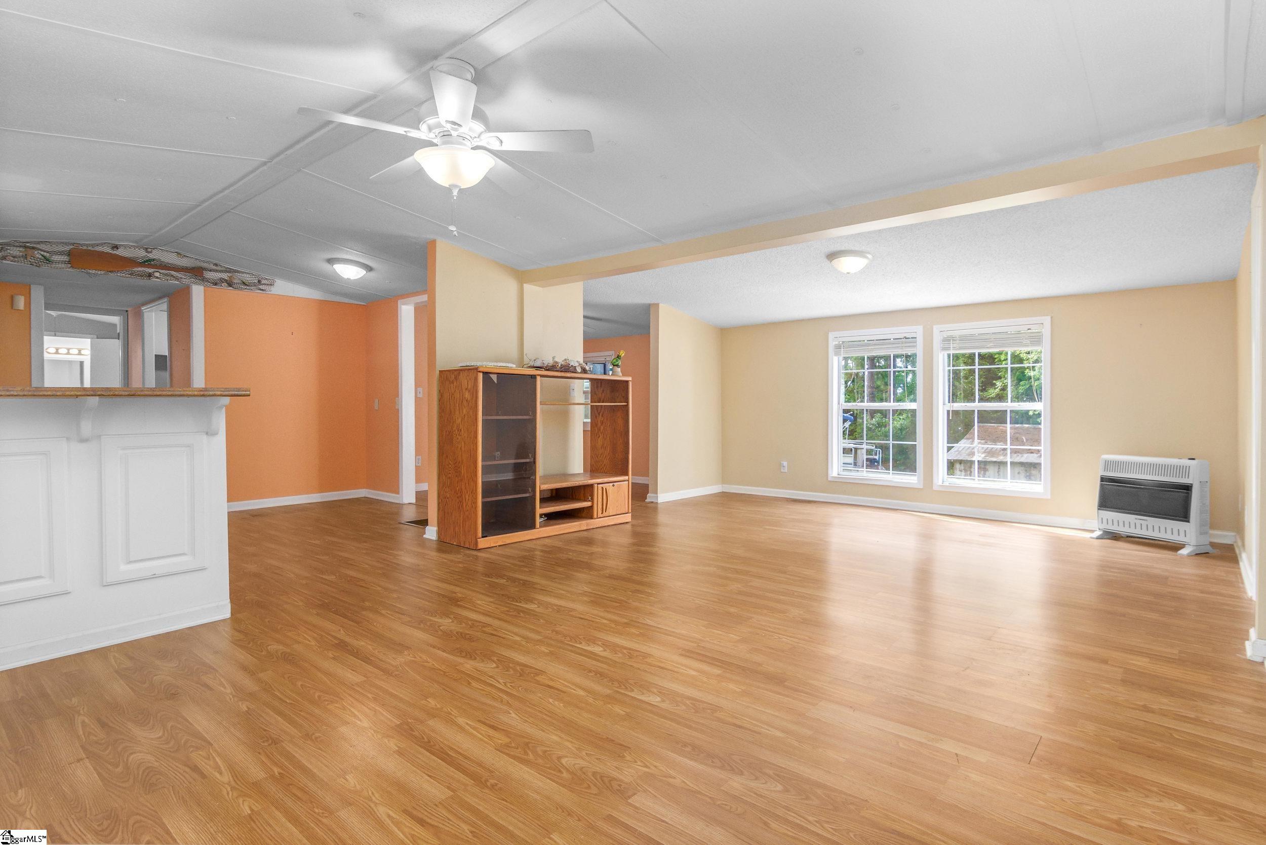 32 Hall Street Property Photo 8