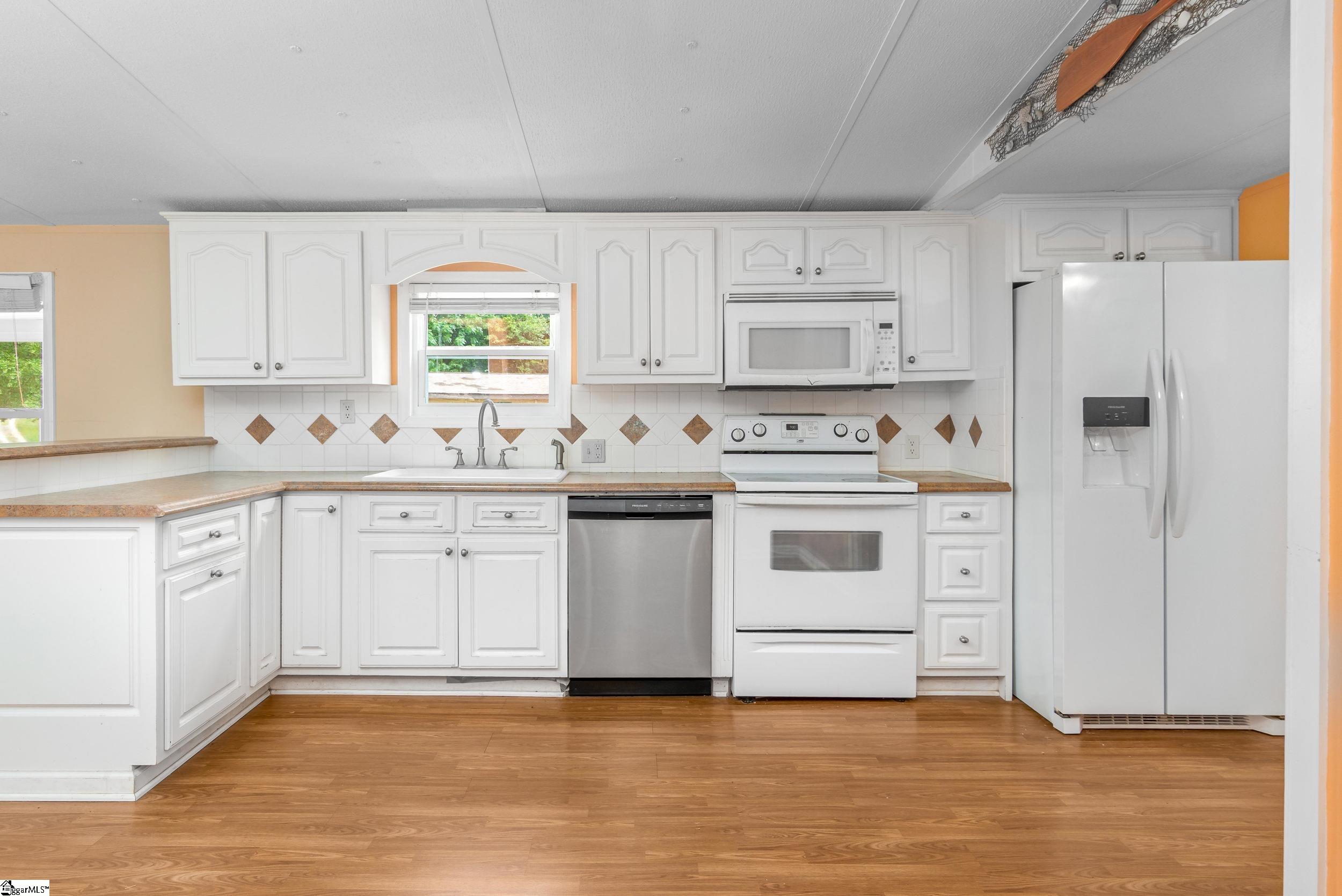 32 Hall Street Property Photo 11