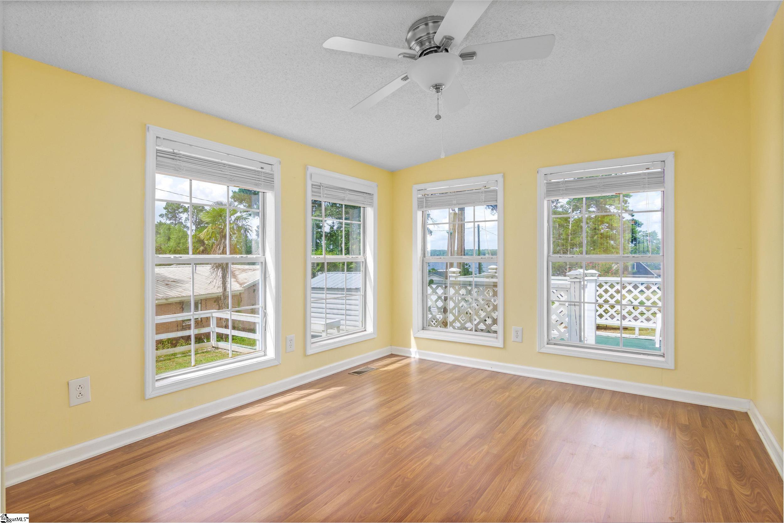 32 Hall Street Property Photo 17