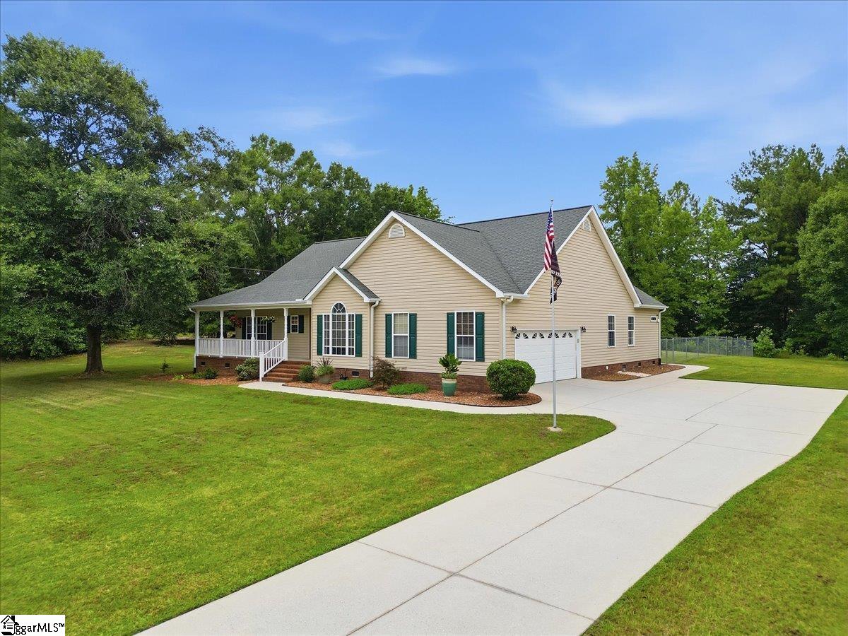 1019 Bannister Road Property Photo 2