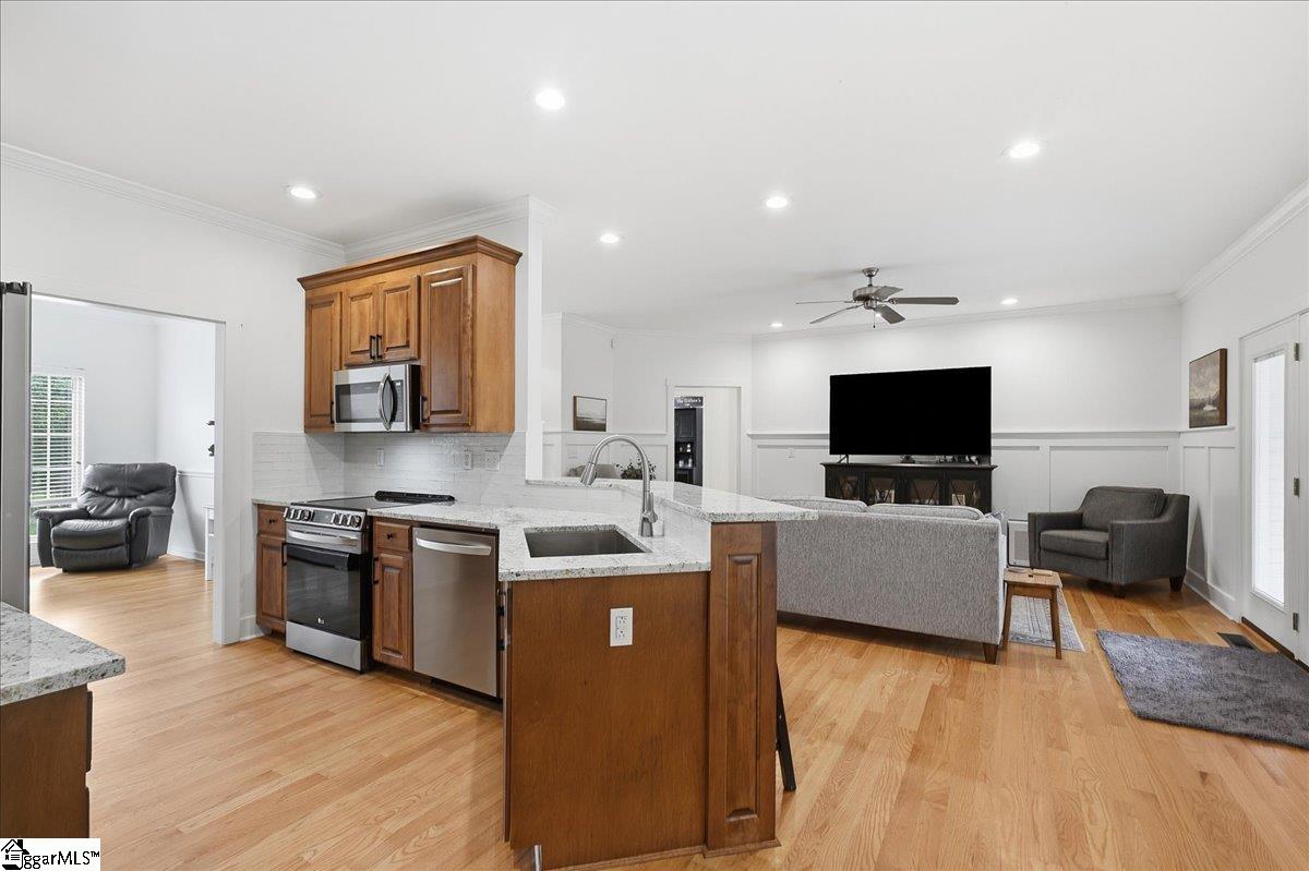 1019 Bannister Road Property Photo 10