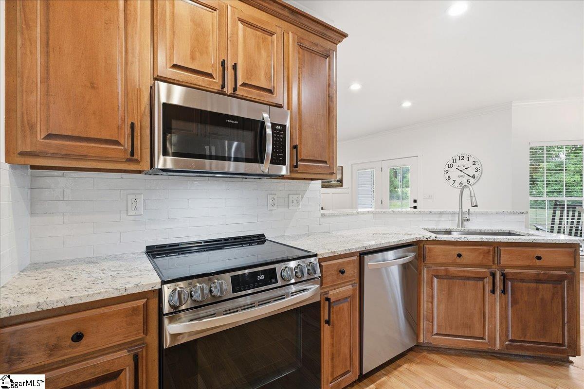 1019 Bannister Road Property Photo 13