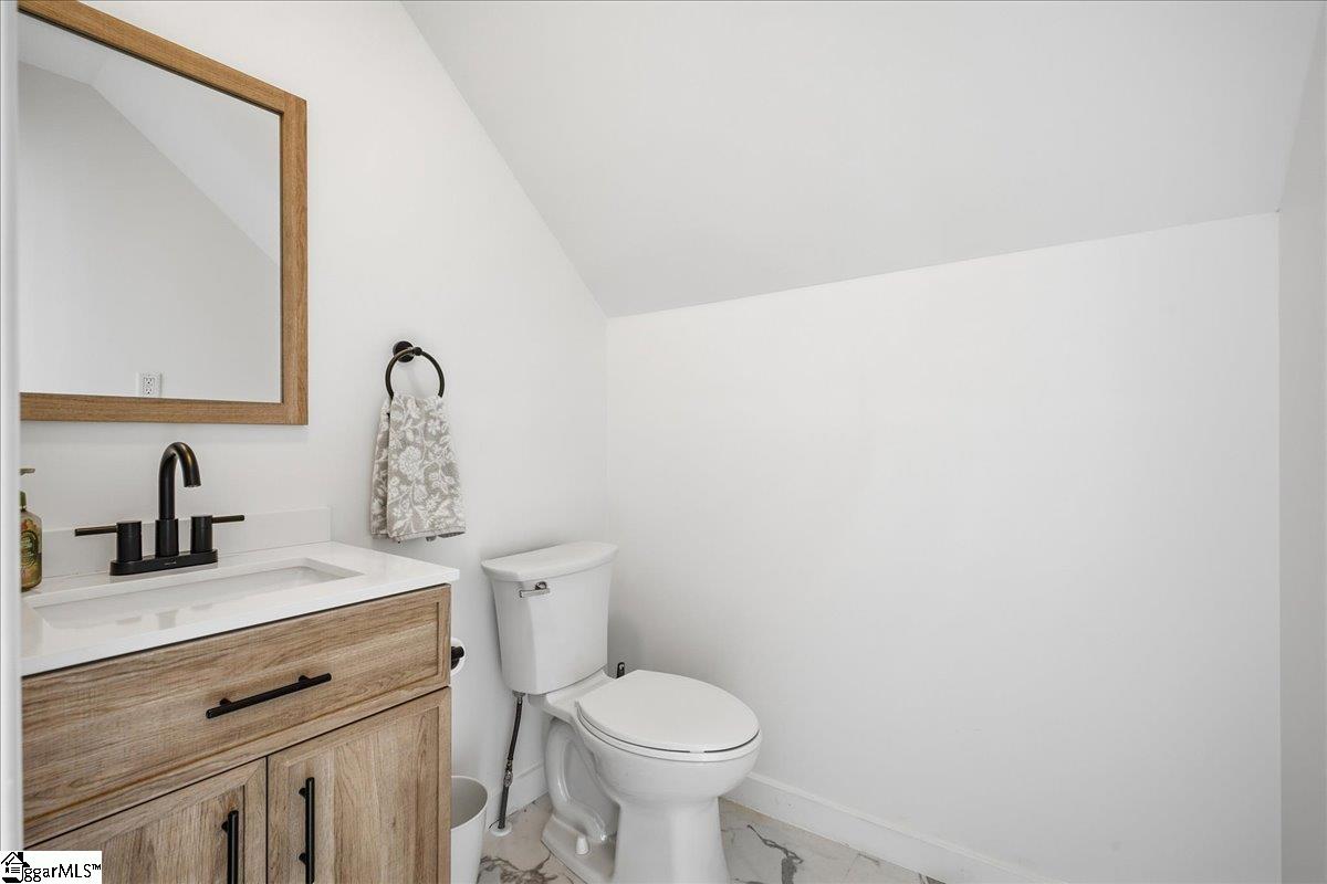 1019 Bannister Road Property Photo 32