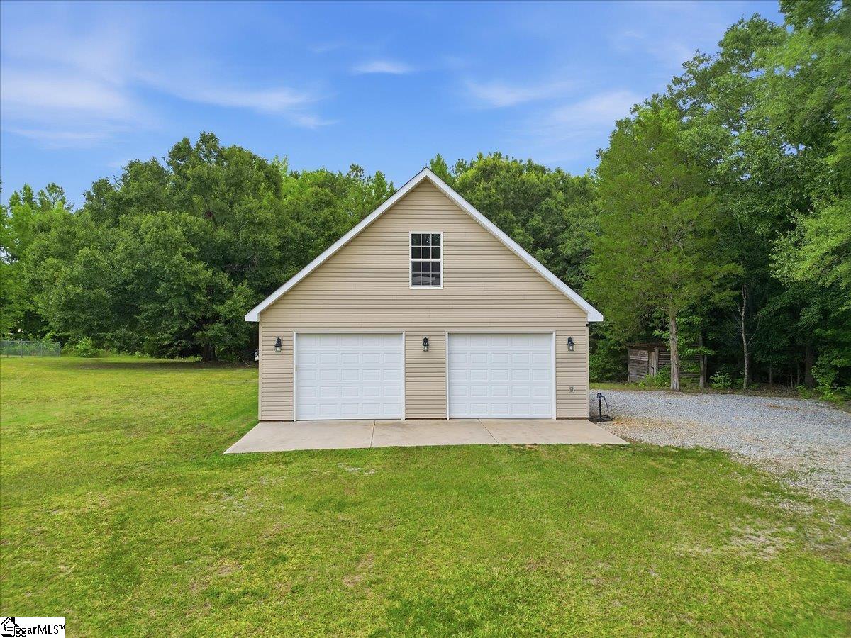 1019 Bannister Road Property Photo 38